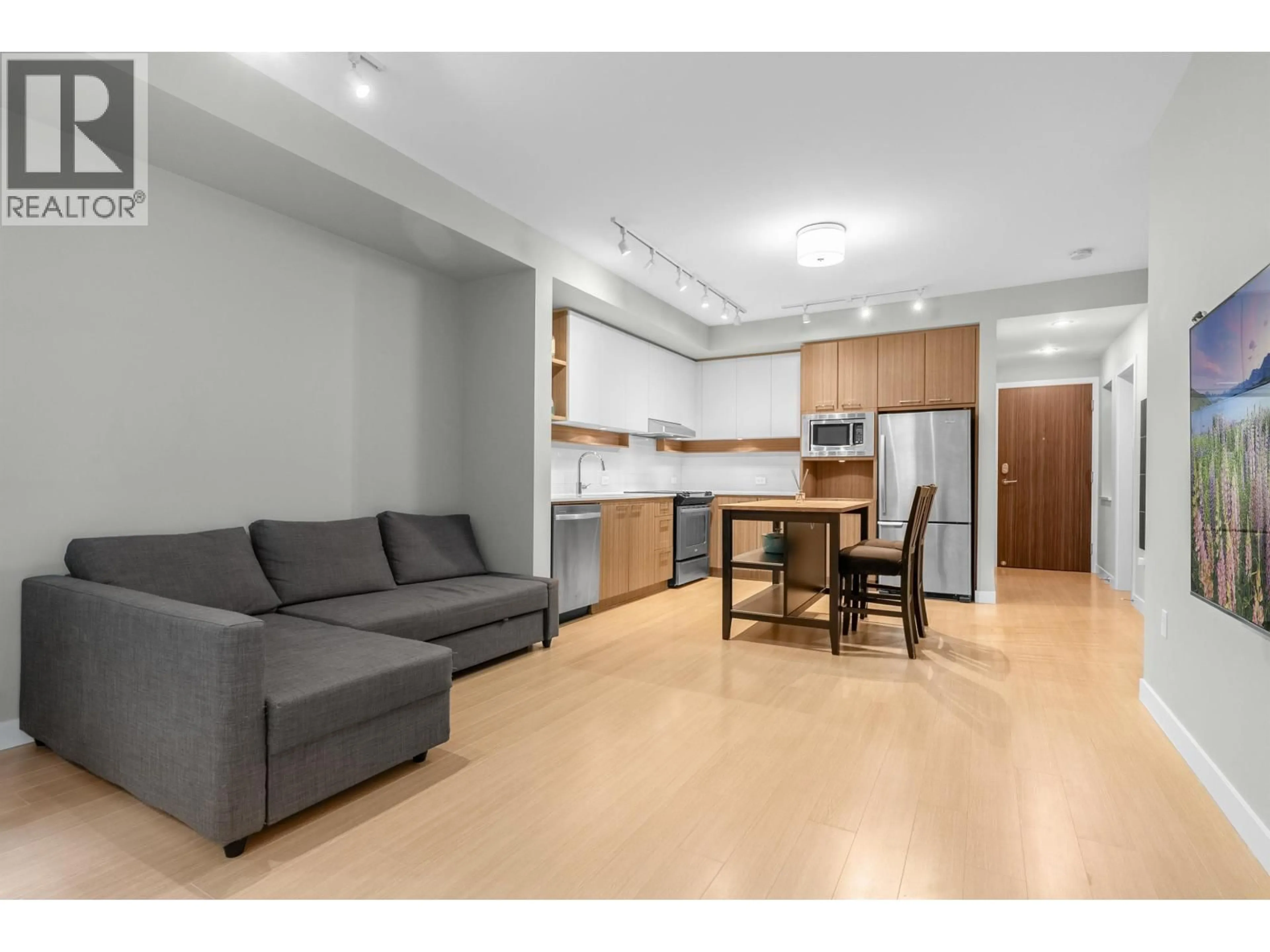 Living room with furniture, unknown for 108 - 618 COMO LAKE AVENUE, Coquitlam British Columbia V3J0G1