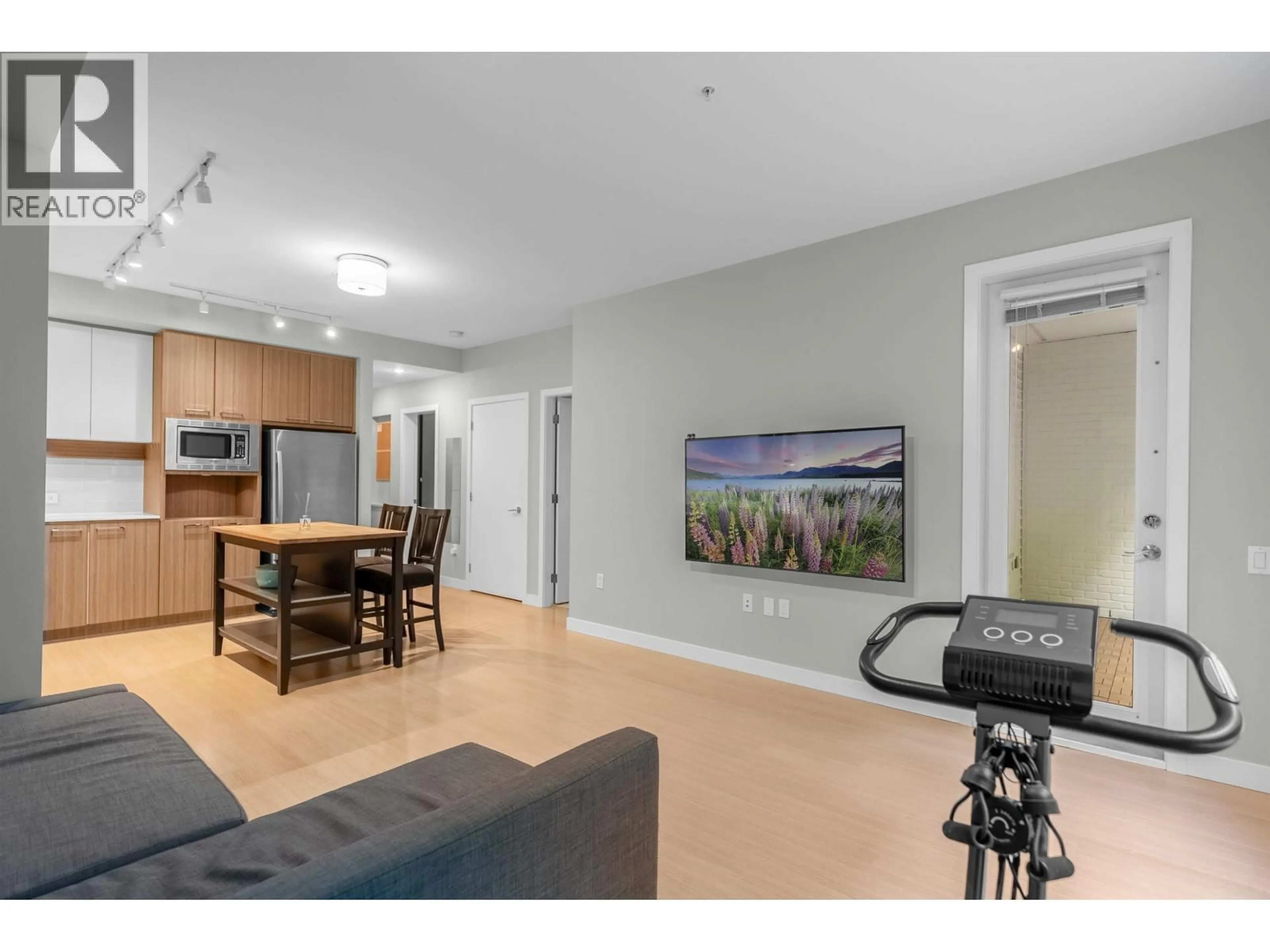 Unknown for 108 - 618 COMO LAKE AVENUE, Coquitlam British Columbia V3J0G1