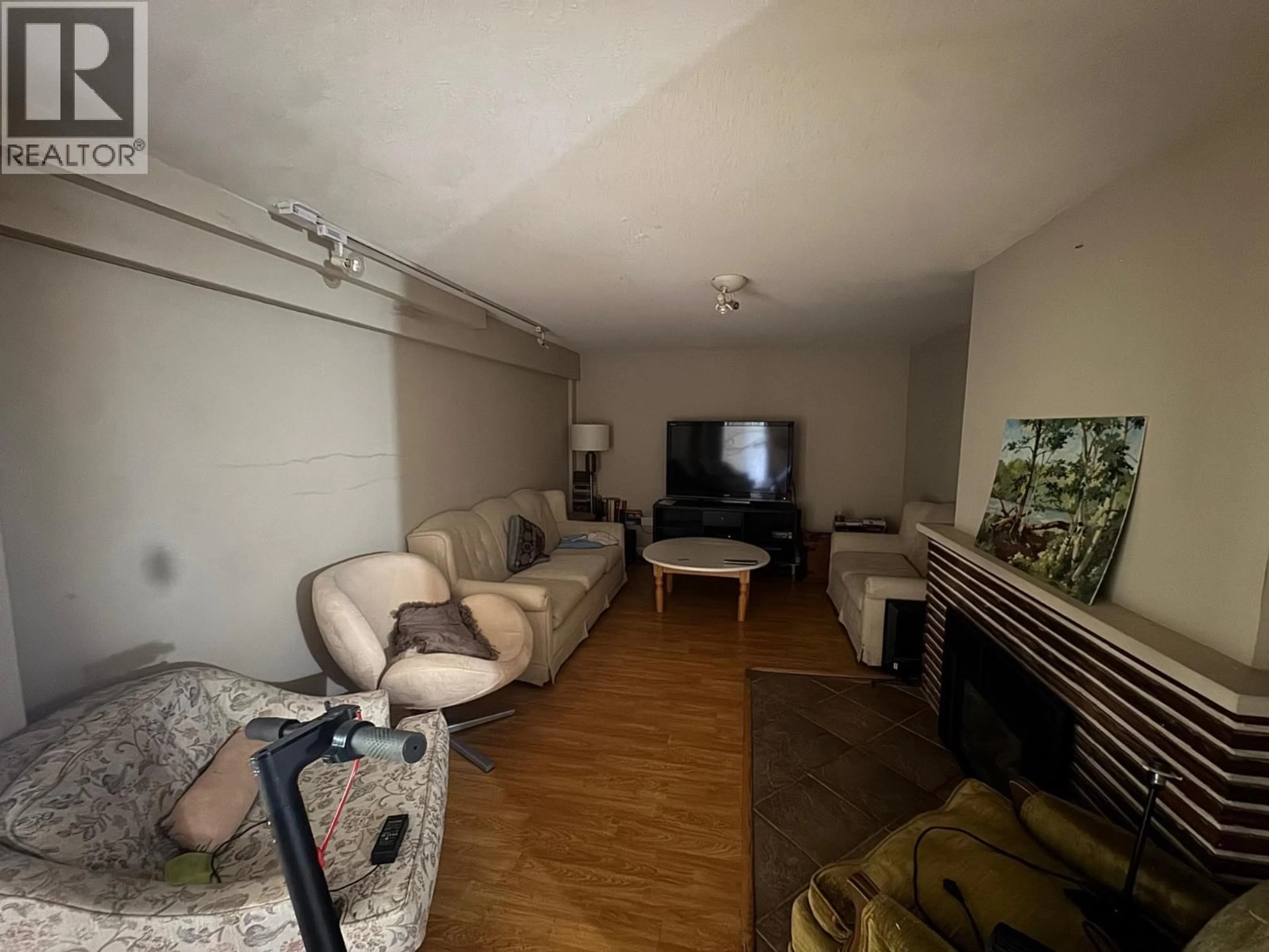 A pic of a room for 7273 BRAESIDE DRIVE, Burnaby British Columbia V5A1E9