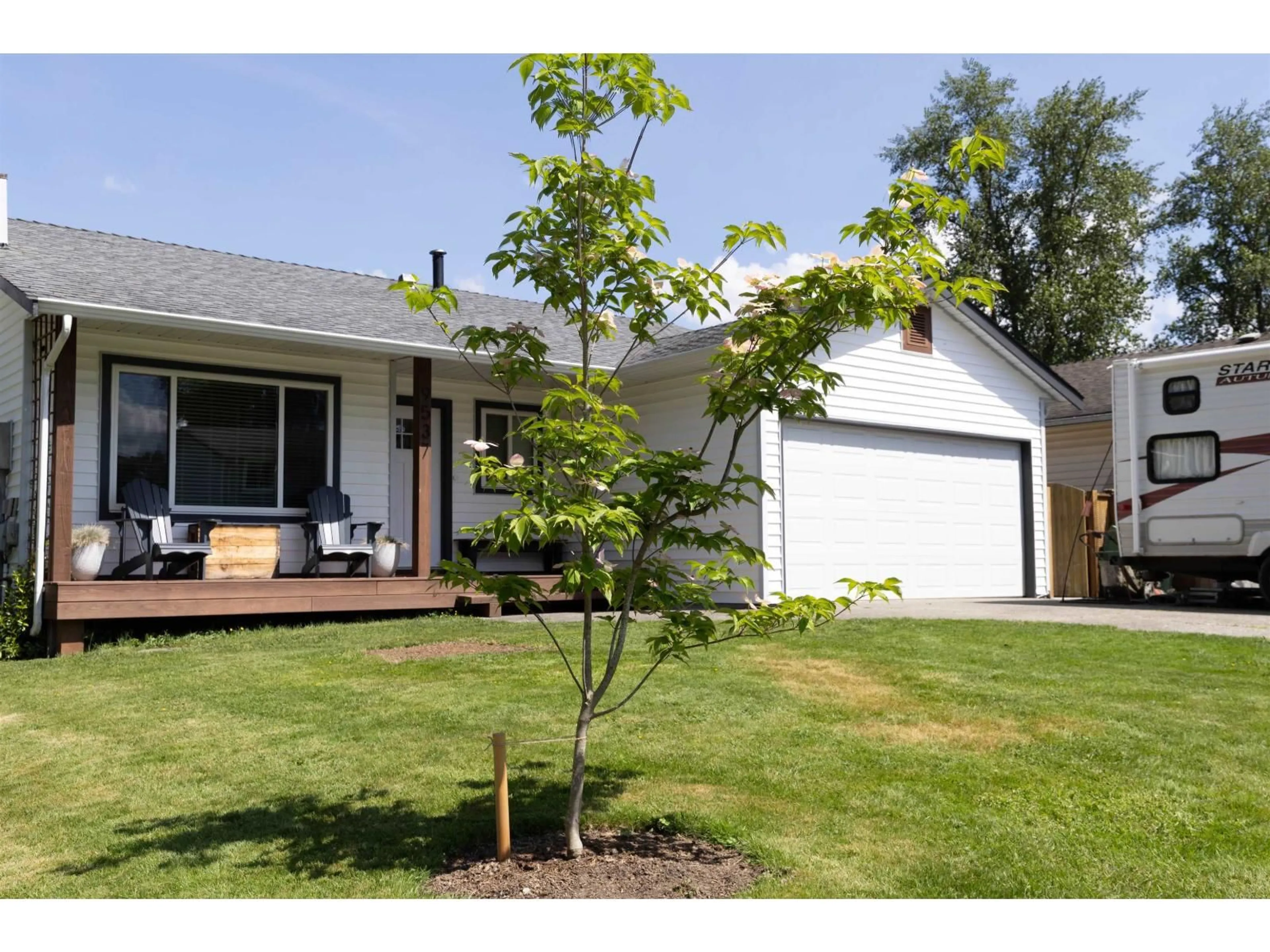 Unknown for 9537 214A STREET, Langley British Columbia V1M1T4