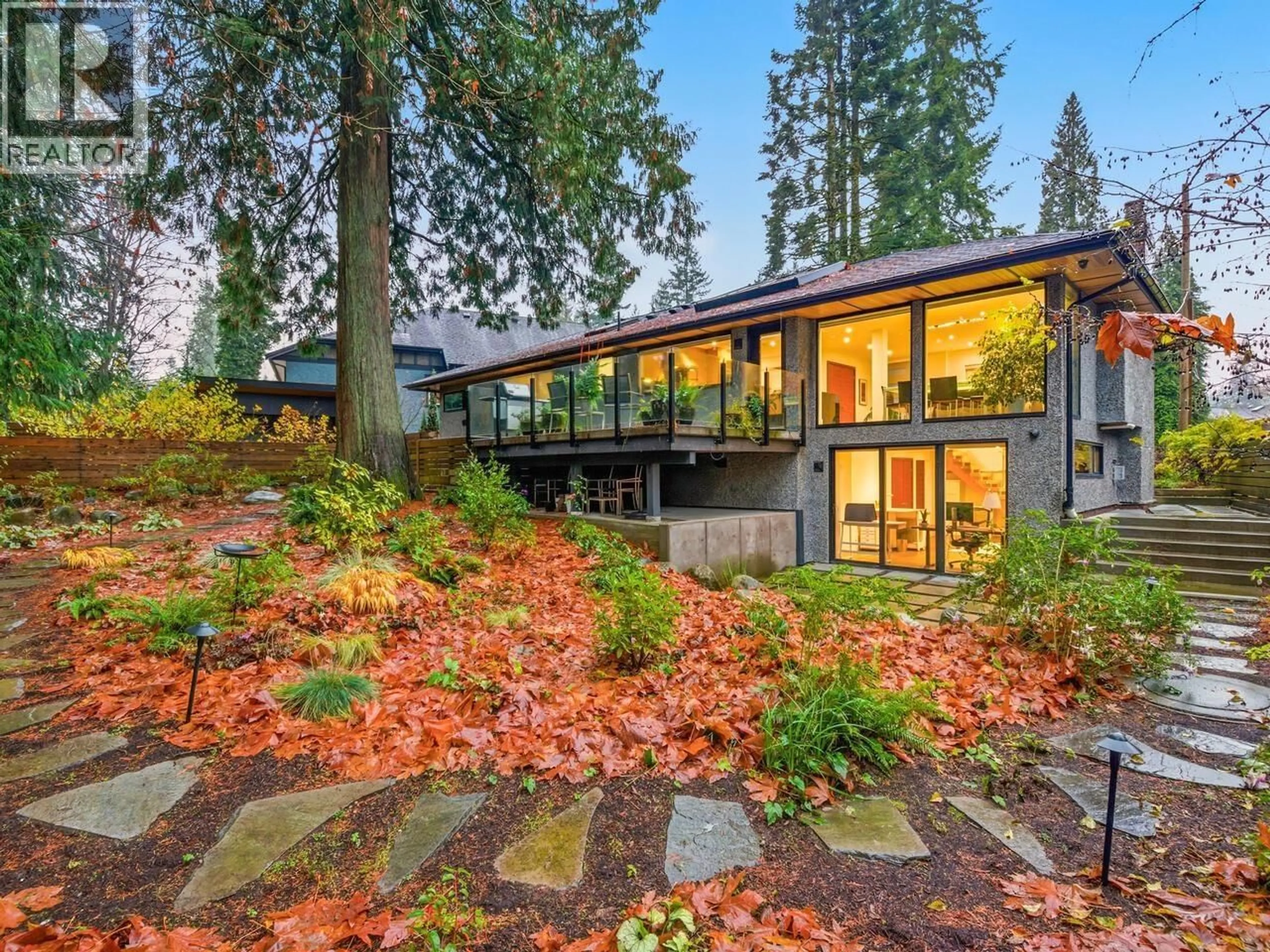 Unknown for 1381 CHINE CRESCENT, Coquitlam British Columbia V3J5X3