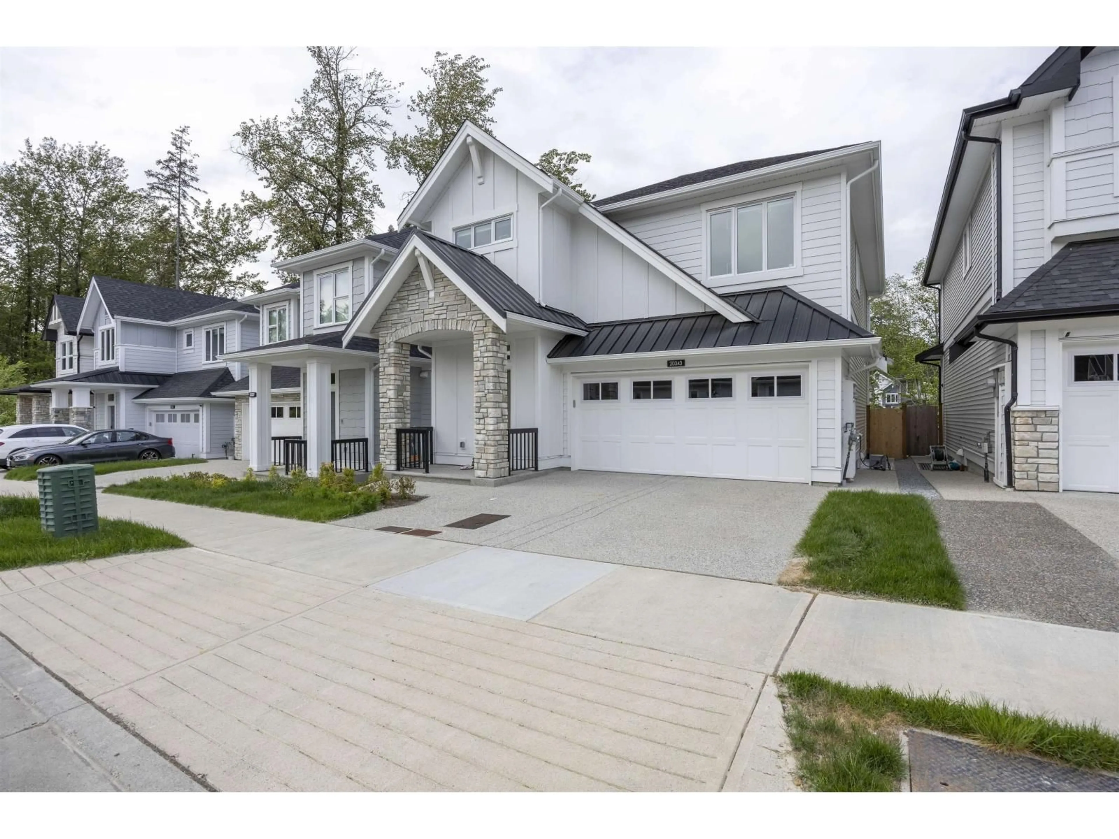 Unknown for 20343 76B AVENUE, Langley British Columbia V2Y3S9