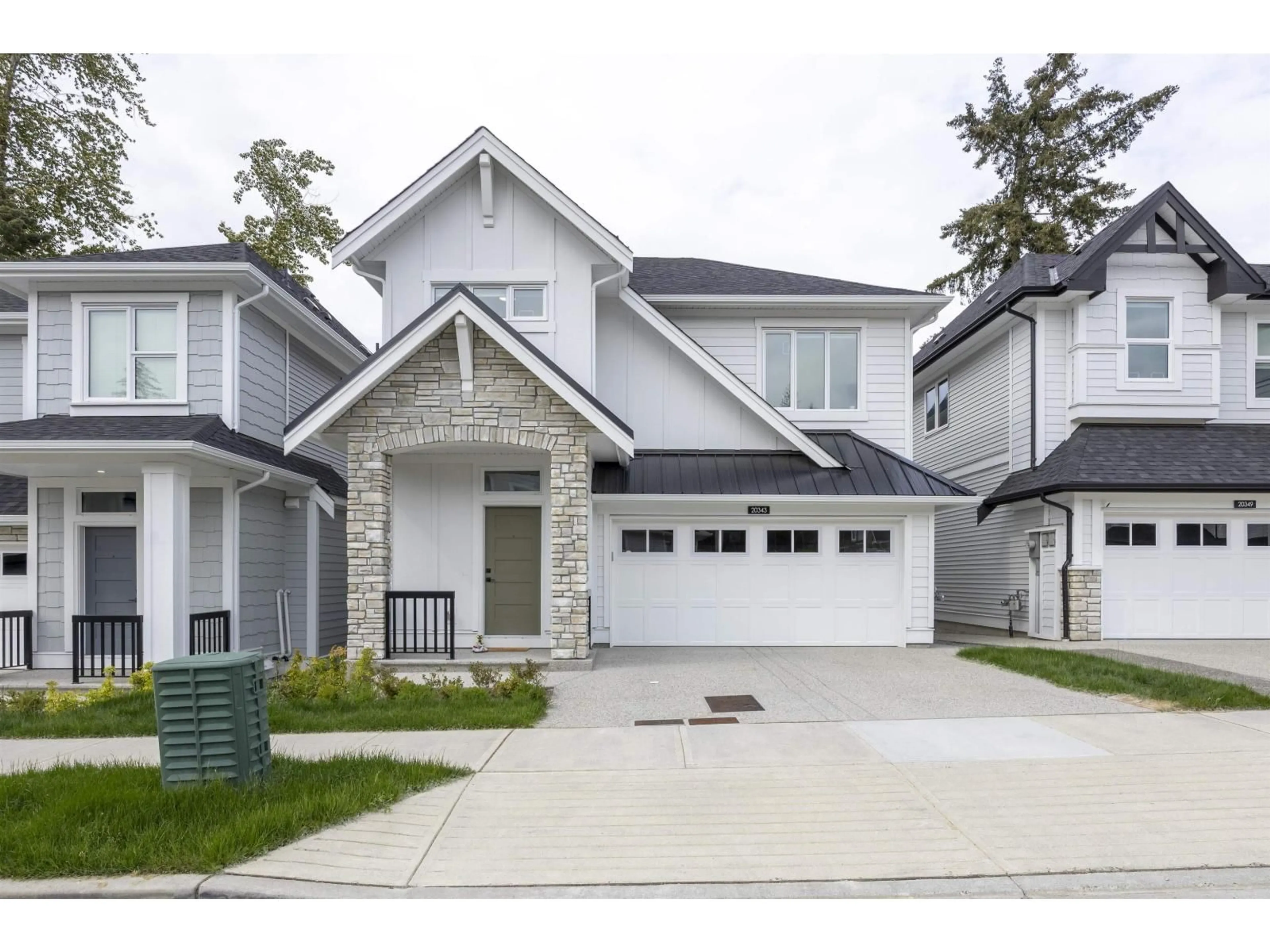 Unknown for 20343 76B AVENUE, Langley British Columbia V2Y3S9
