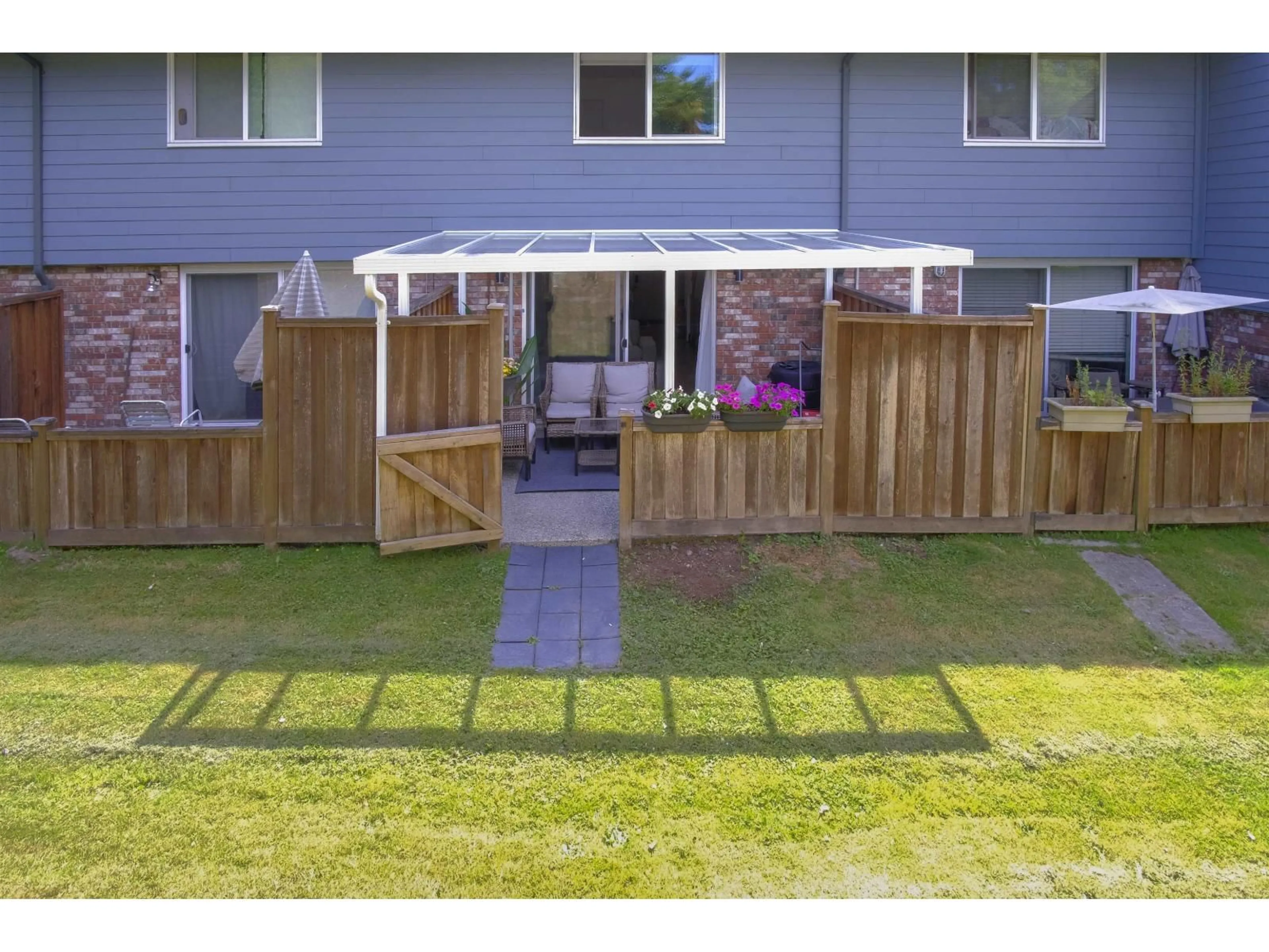 Unknown for 10 - 10736 GUILDFORD DRIVE, Surrey British Columbia V3R1W6
