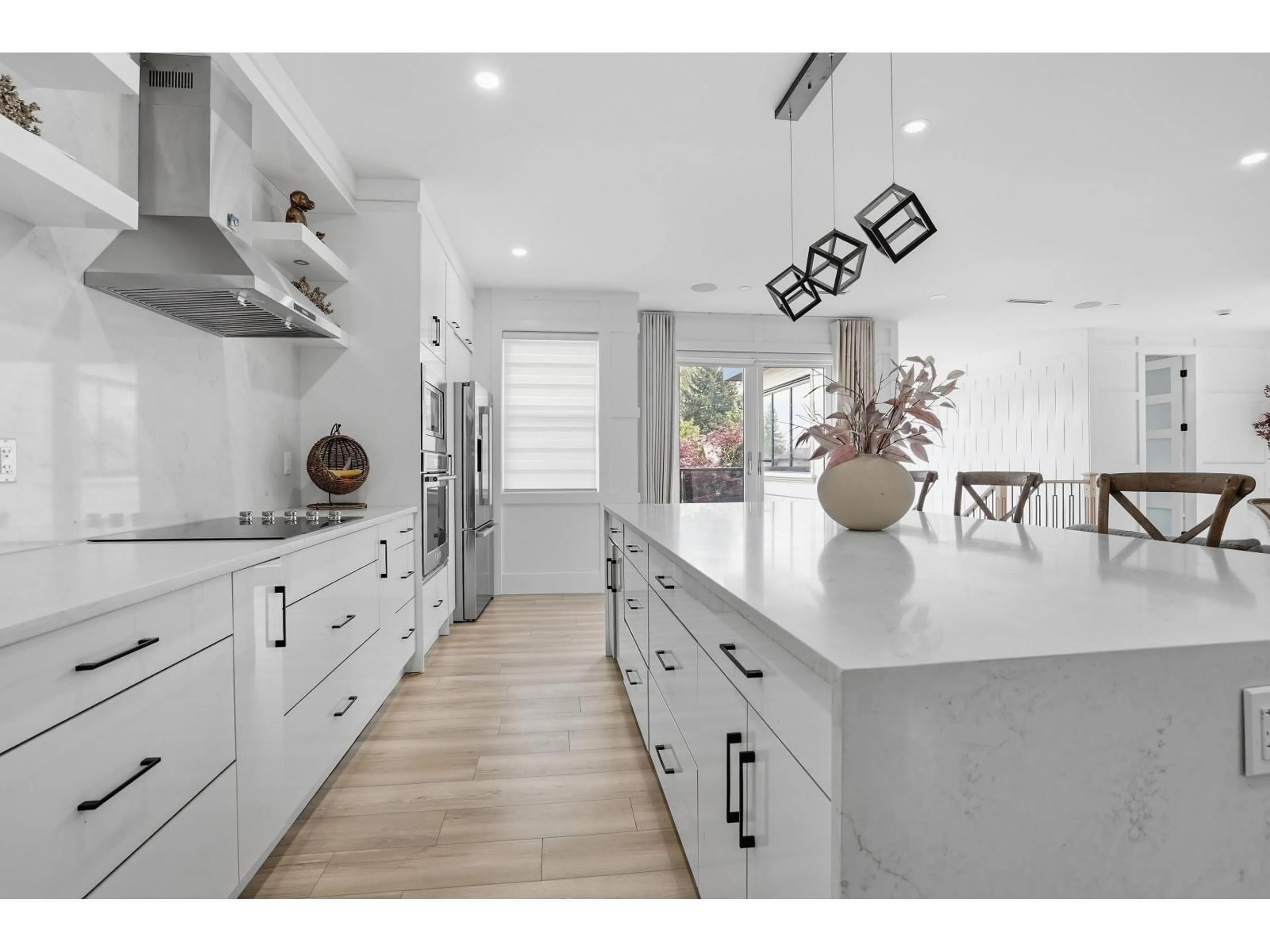 Contemporary kitchen, ceramic/tile floor for 13034 63A AVENUE, Surrey British Columbia V3X2E5