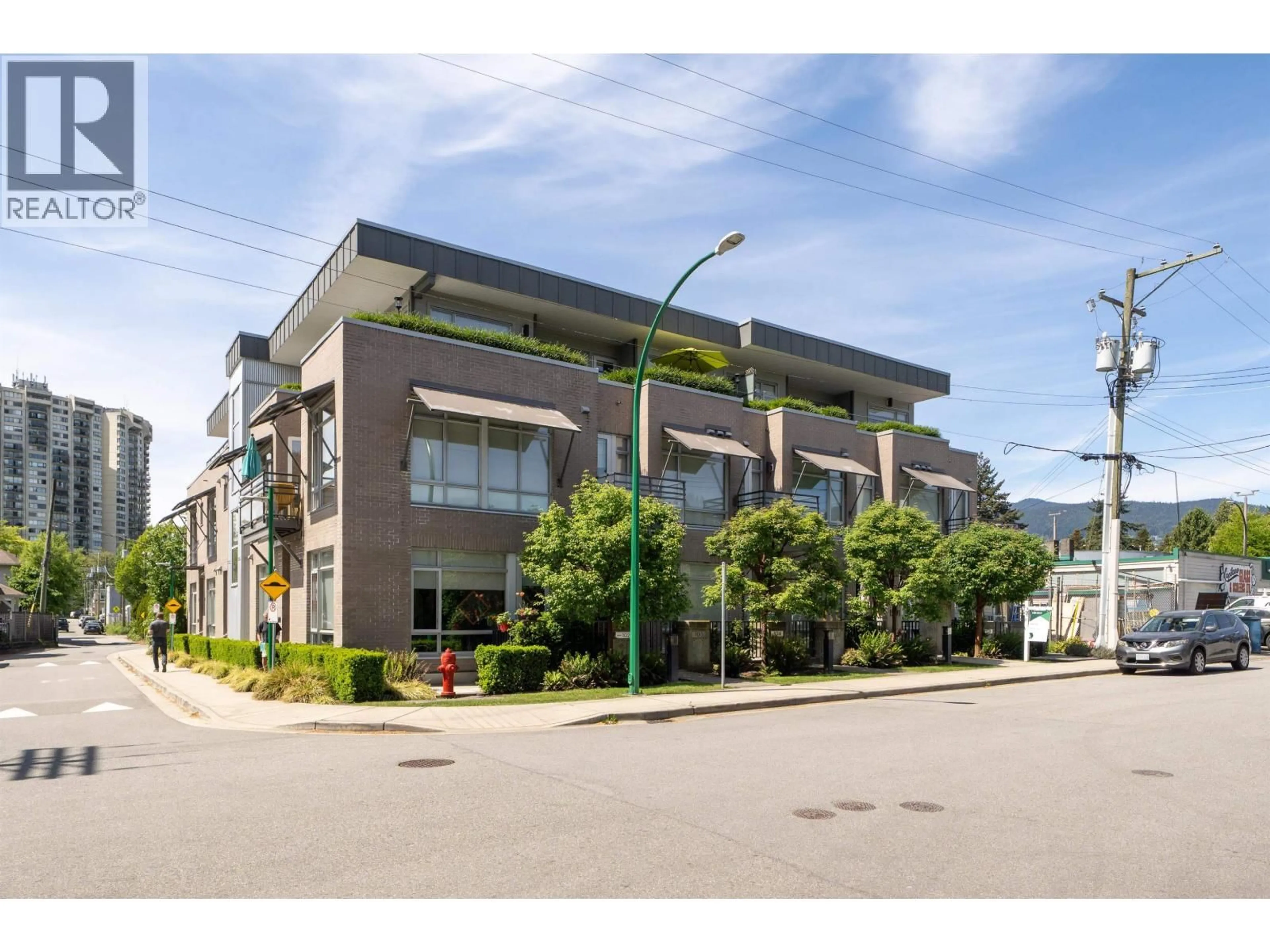 Unknown for 104 - 1591 BOWSER AVENUE, North Vancouver British Columbia V7P2Y4