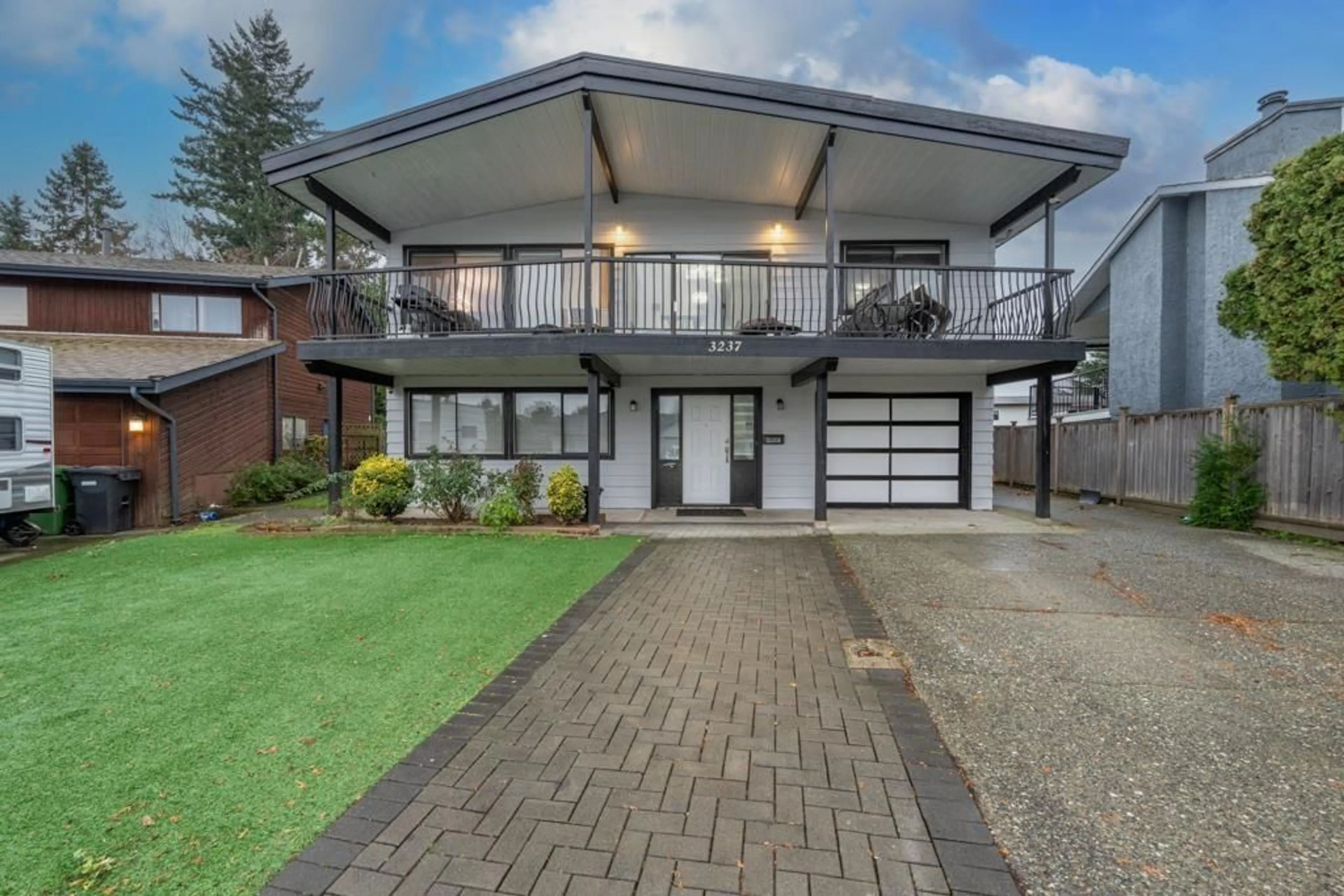 Unknown for 3237 ATWATER CRESCENT, Abbotsford British Columbia V2T4L1