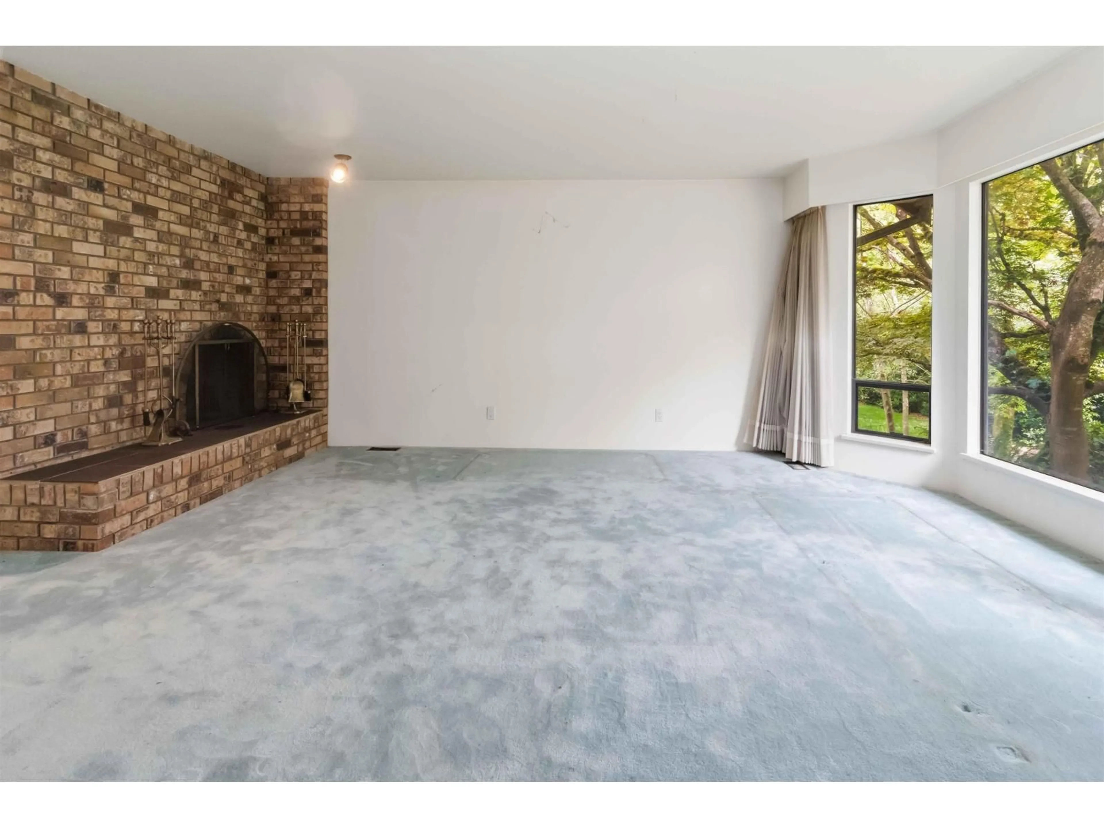 A pic of a room for 3427 140 STREET, Surrey British Columbia V4P2B1