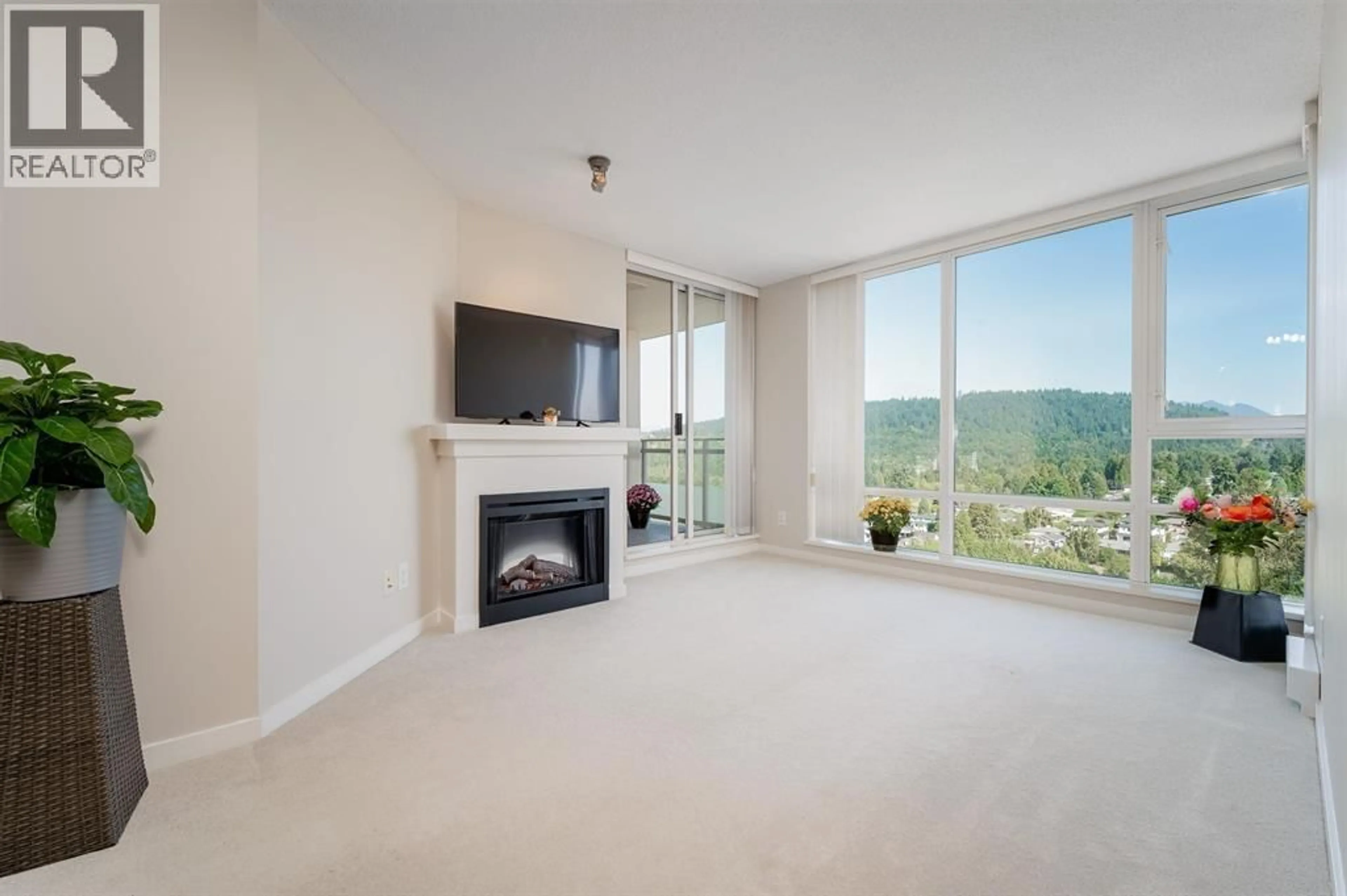Living room with furniture, unknown for 1907 - 9868 CAMERON STREET, Burnaby British Columbia V3J0A5