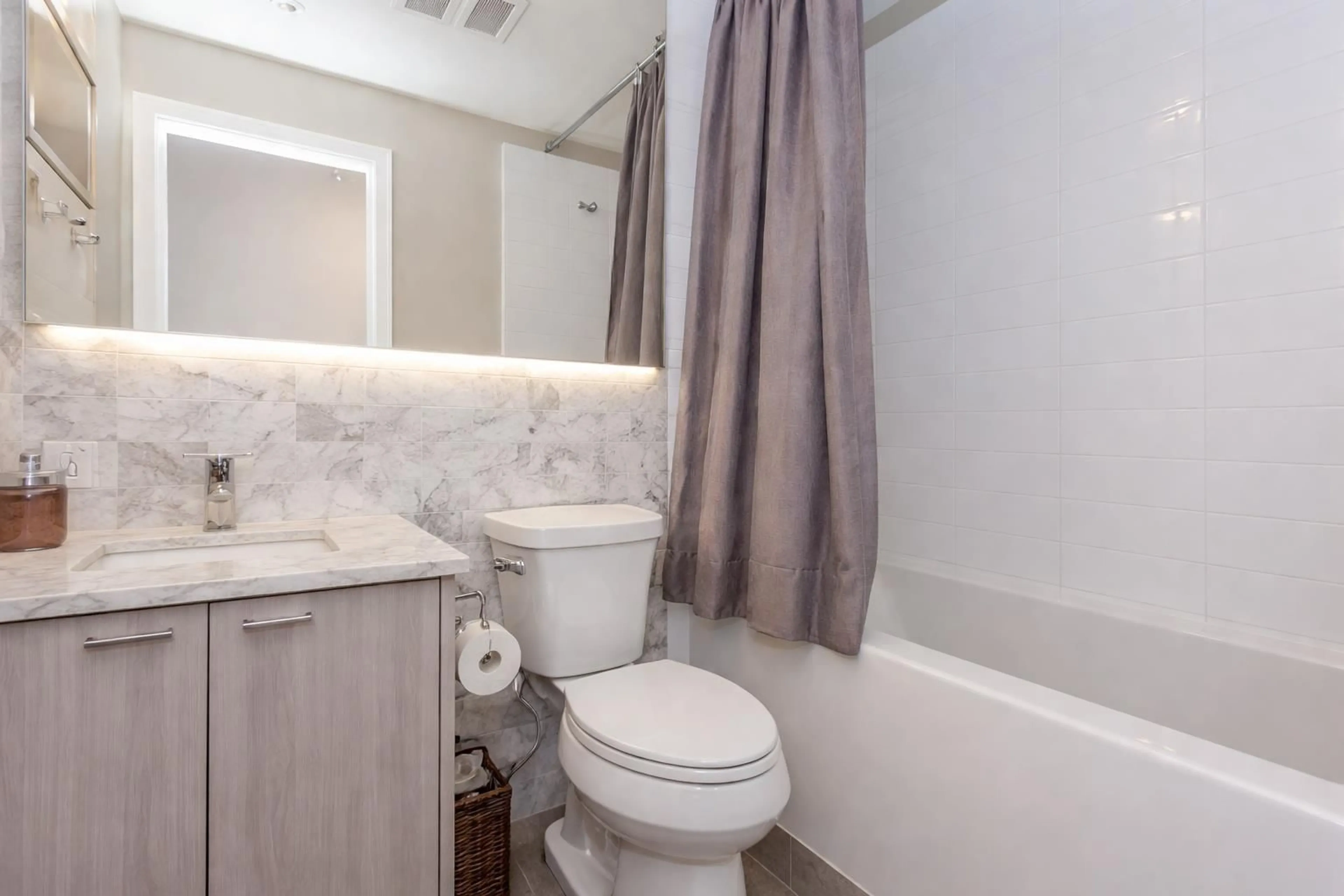 Unknown for 113 - 3080 GLADWIN ROAD, Abbotsford British Columbia V2T0G3