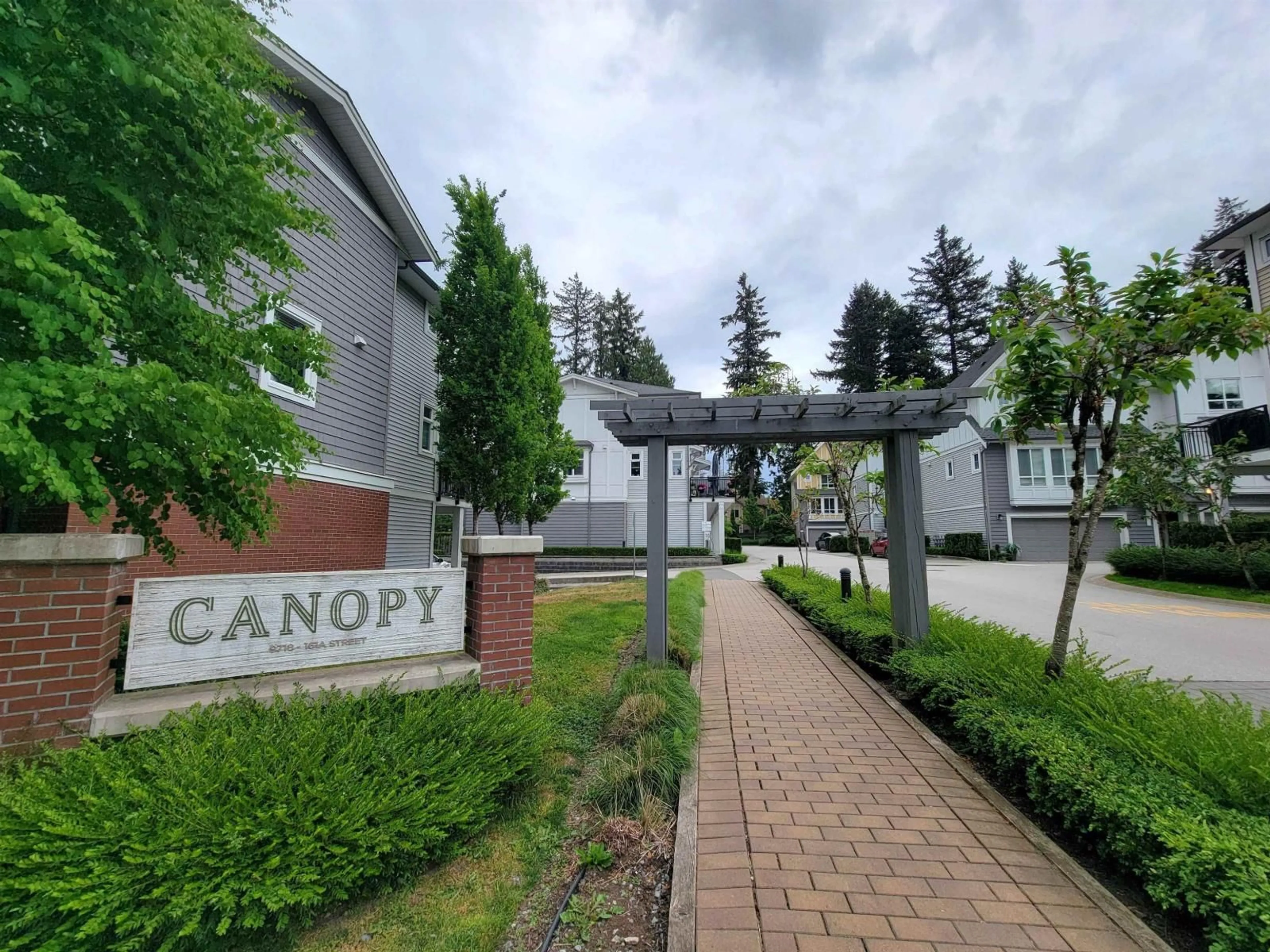Unknown for 40 - 9718 161A STREET, Surrey British Columbia V4N6S7