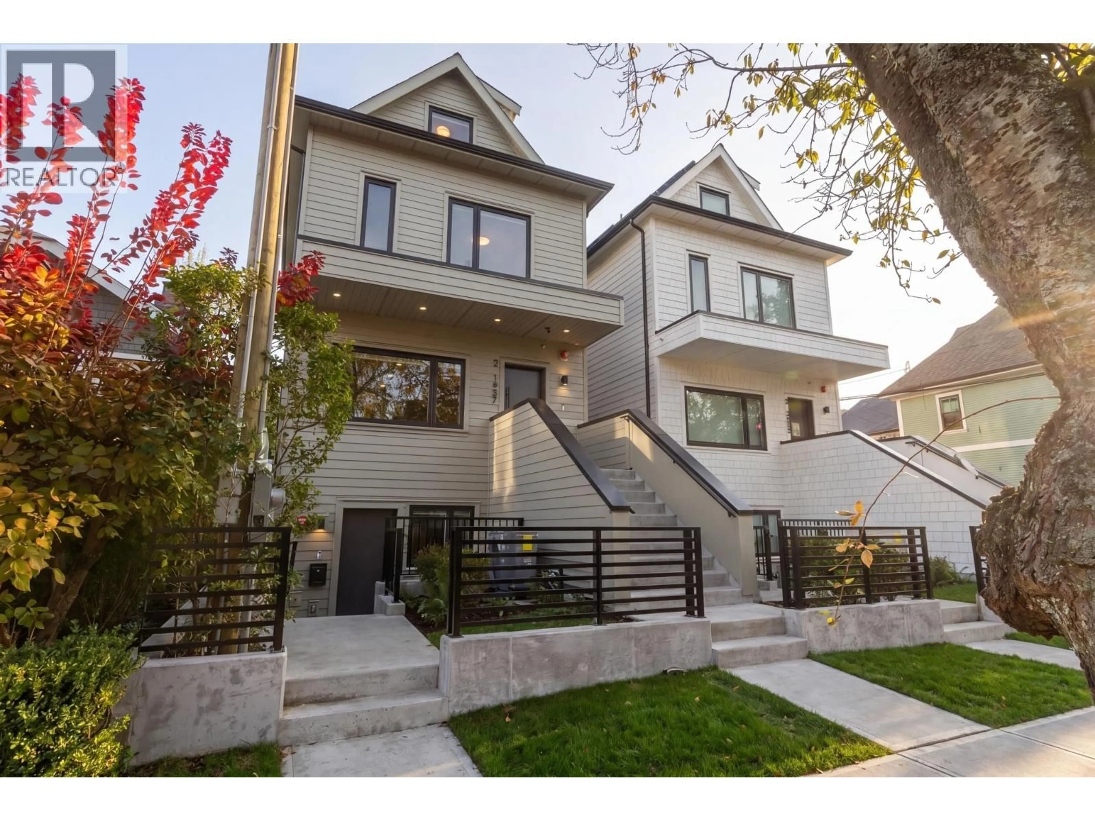 Unknown for 2 - 1937 TEMPLETON DRIVE, Vancouver British Columbia V5N4V9