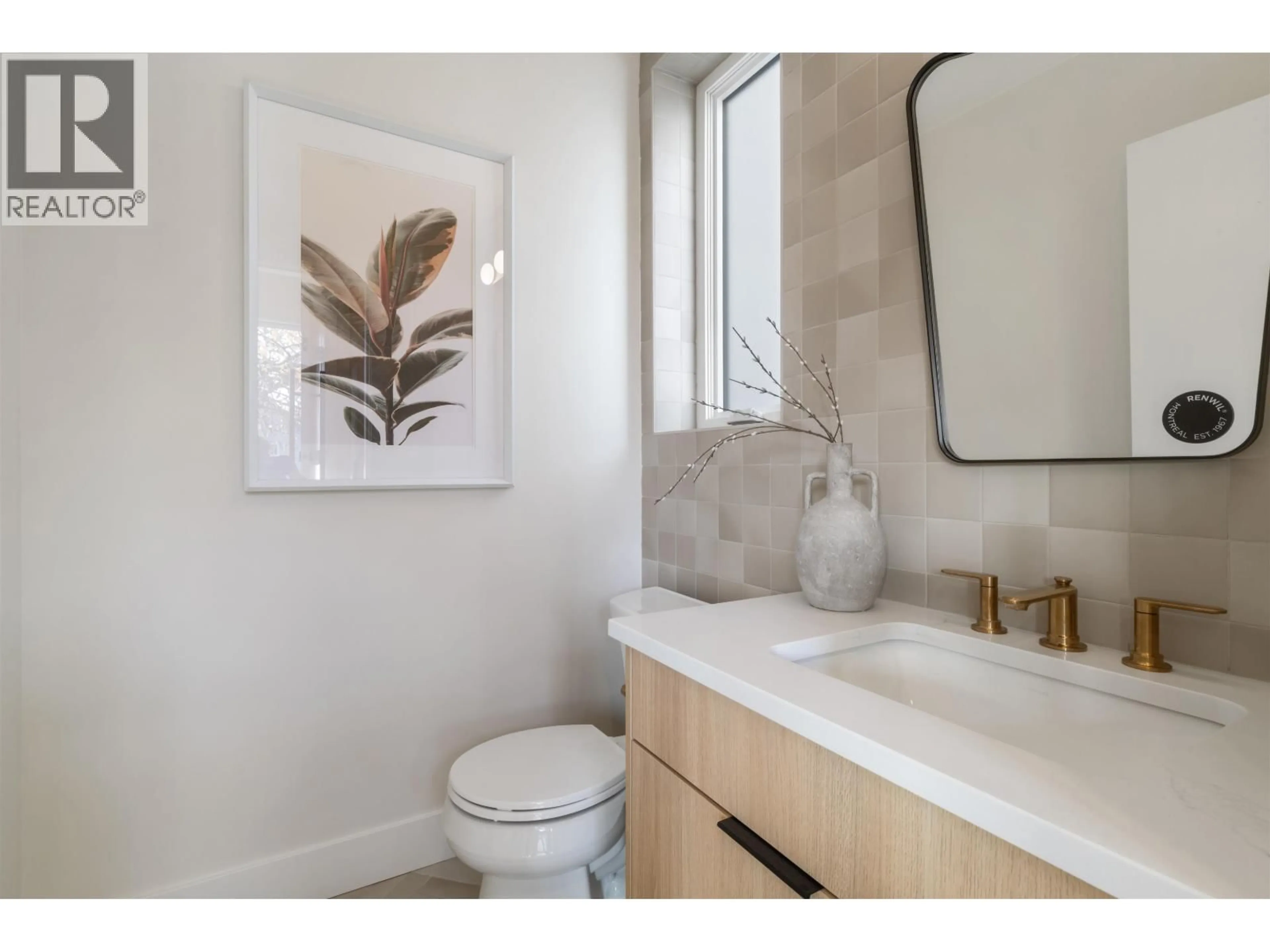 Unknown for 2 - 1937 TEMPLETON DRIVE, Vancouver British Columbia V5N4V9