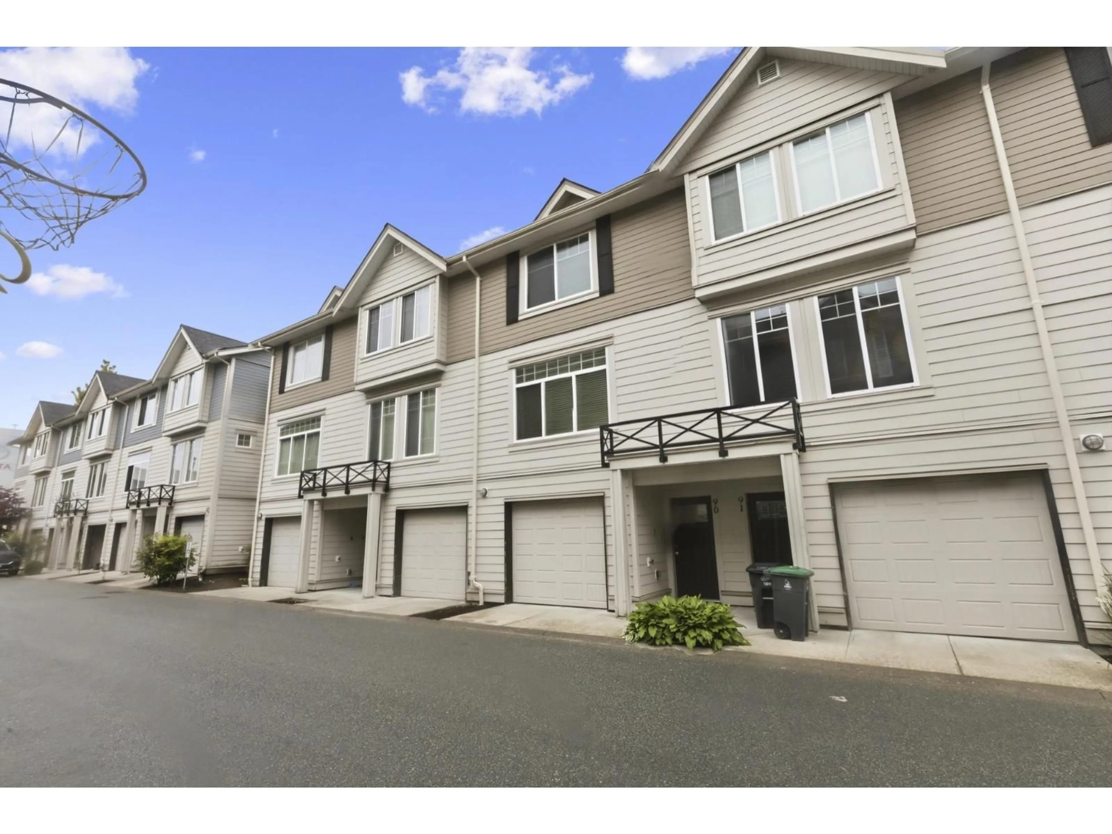 A pic from outside/outdoor area/front of a property/back of a property/a pic from drone, street for 90 - 15399 GUILDFORD DRIVE, Surrey British Columbia V3R7C9