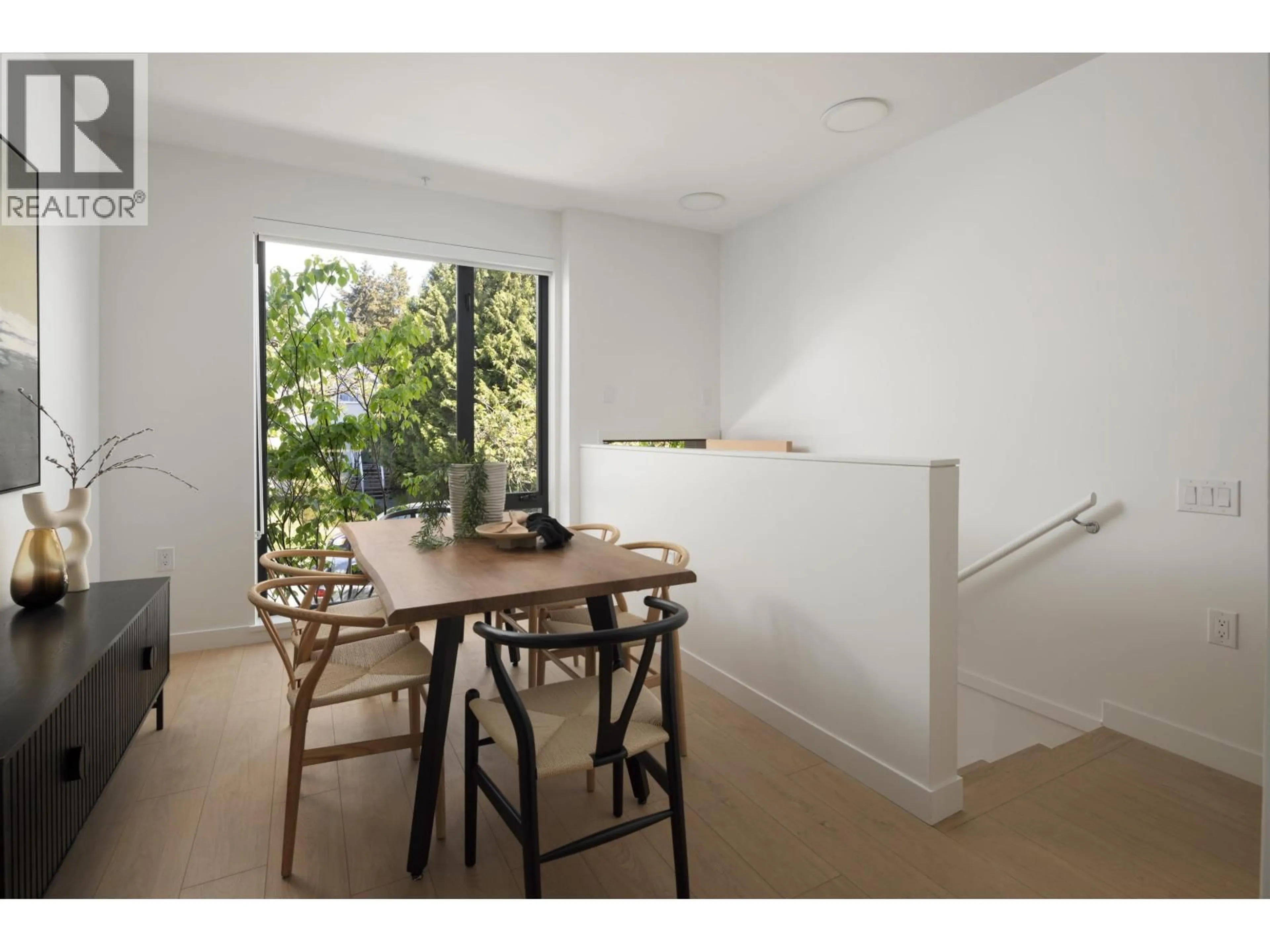 Unknown for 2408 12TH AVENUE, Vancouver British Columbia V5N0E3
