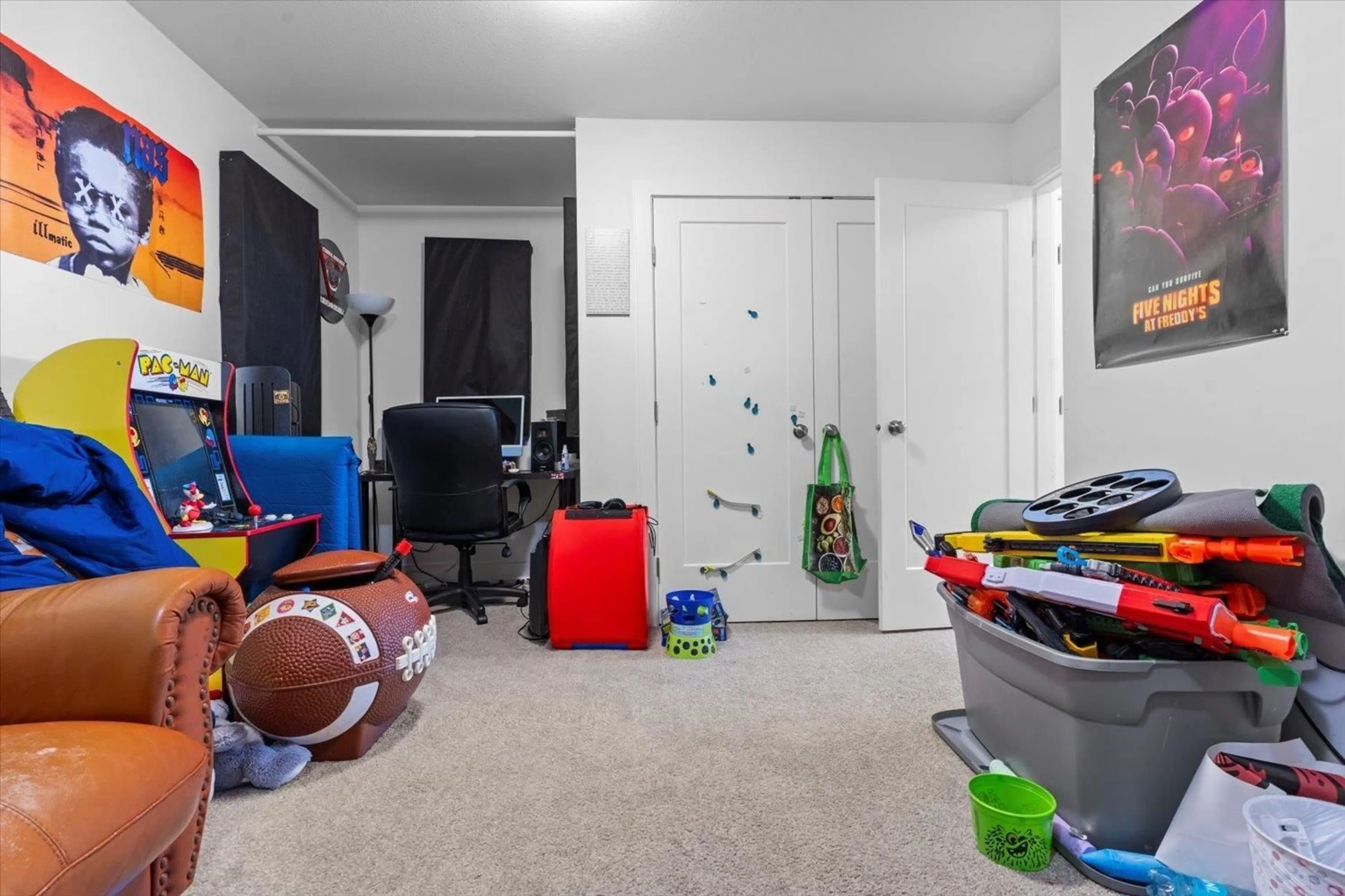 Indoor garage for 15 - 5480 PEBBLE LANE, Chilliwack British Columbia V2R6B8