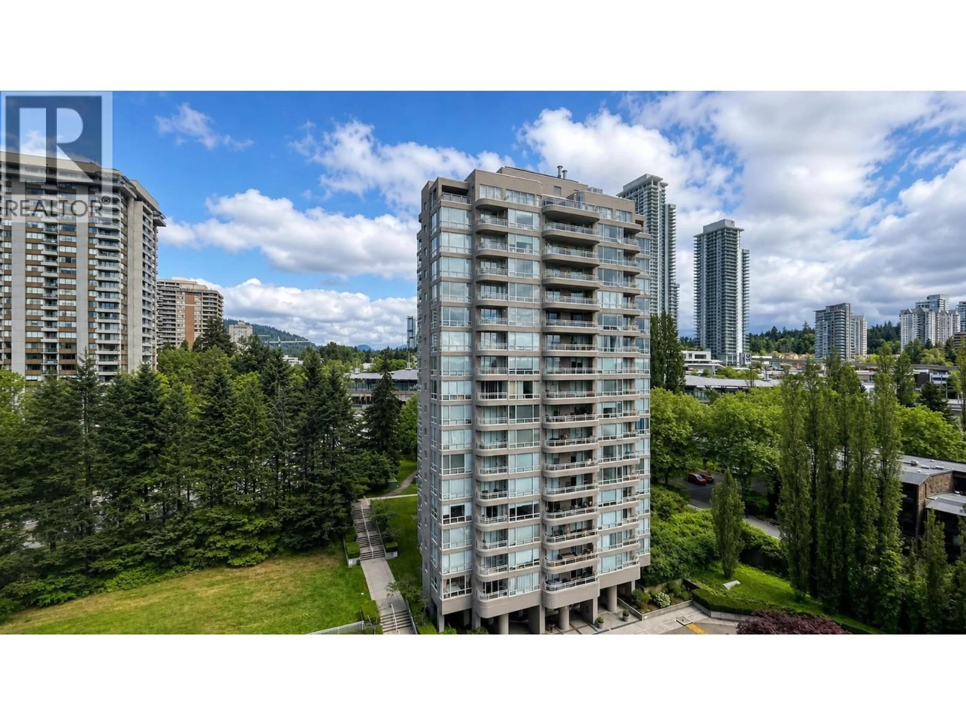 A pic from outside/outdoor area/front of a property/back of a property/a pic from drone, city buildings view from balcony for 1108 - 9623 MANCHESTER DRIVE, Burnaby British Columbia V3N4Y8
