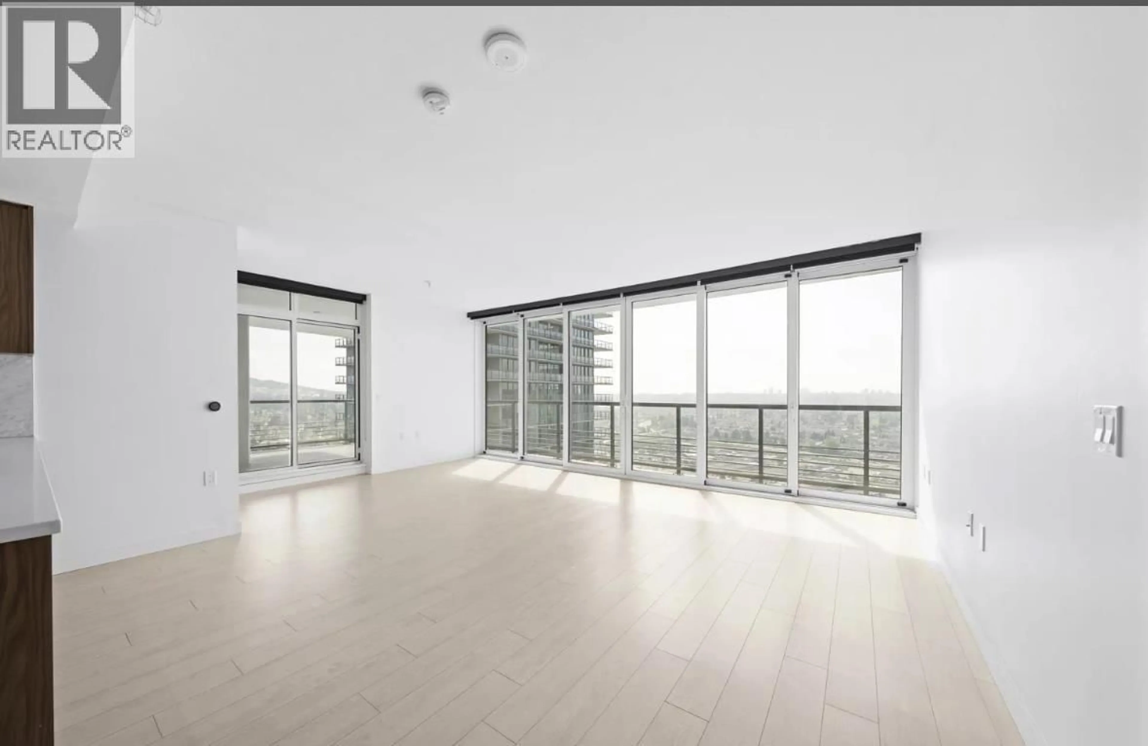 Unknown for 3807 - 4720 LOUGHEED HIGHWAY, Burnaby British Columbia V5C0M8