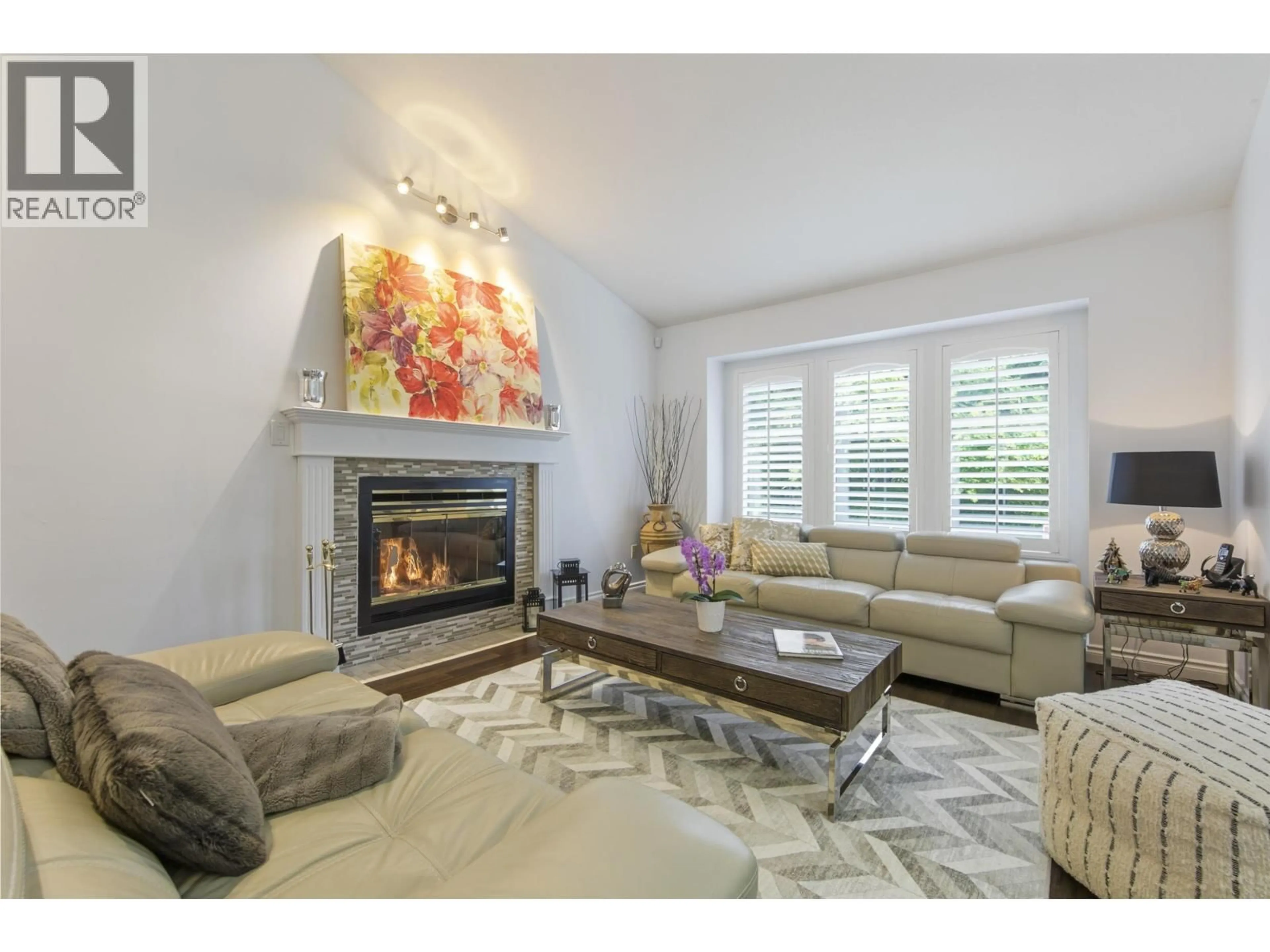 Unknown for 1659 DEEP COVE ROAD, North Vancouver British Columbia V7G1S4