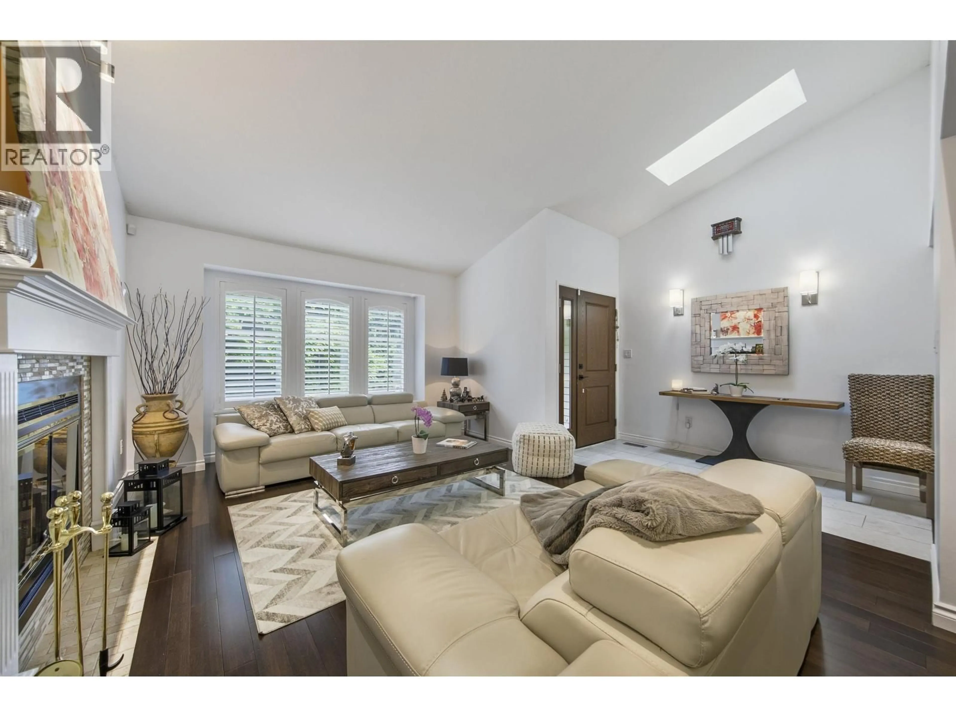 Unknown for 1659 DEEP COVE ROAD, North Vancouver British Columbia V7G1S4