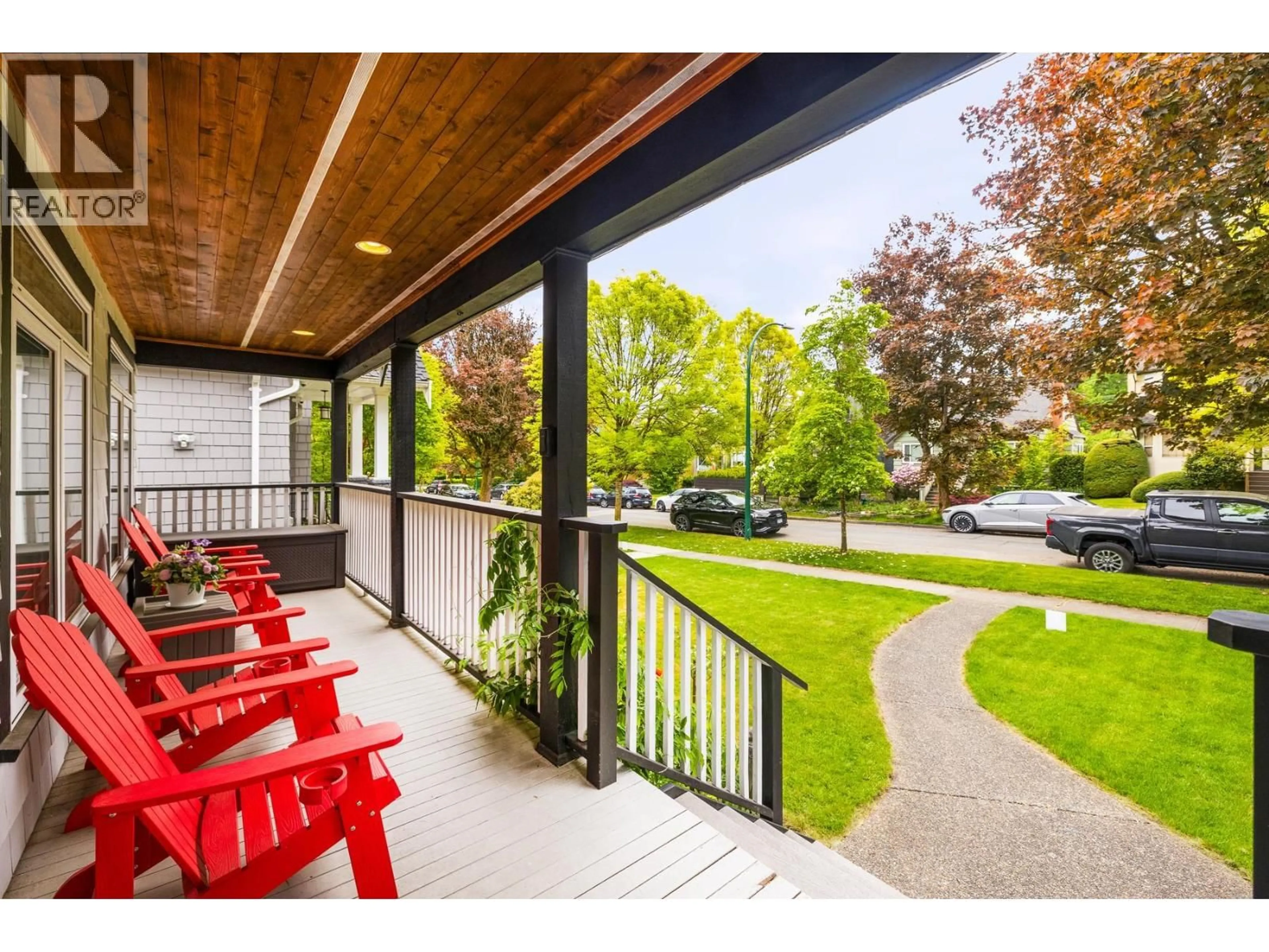 Unknown for 4337 15TH AVENUE, Vancouver British Columbia V6R3A9