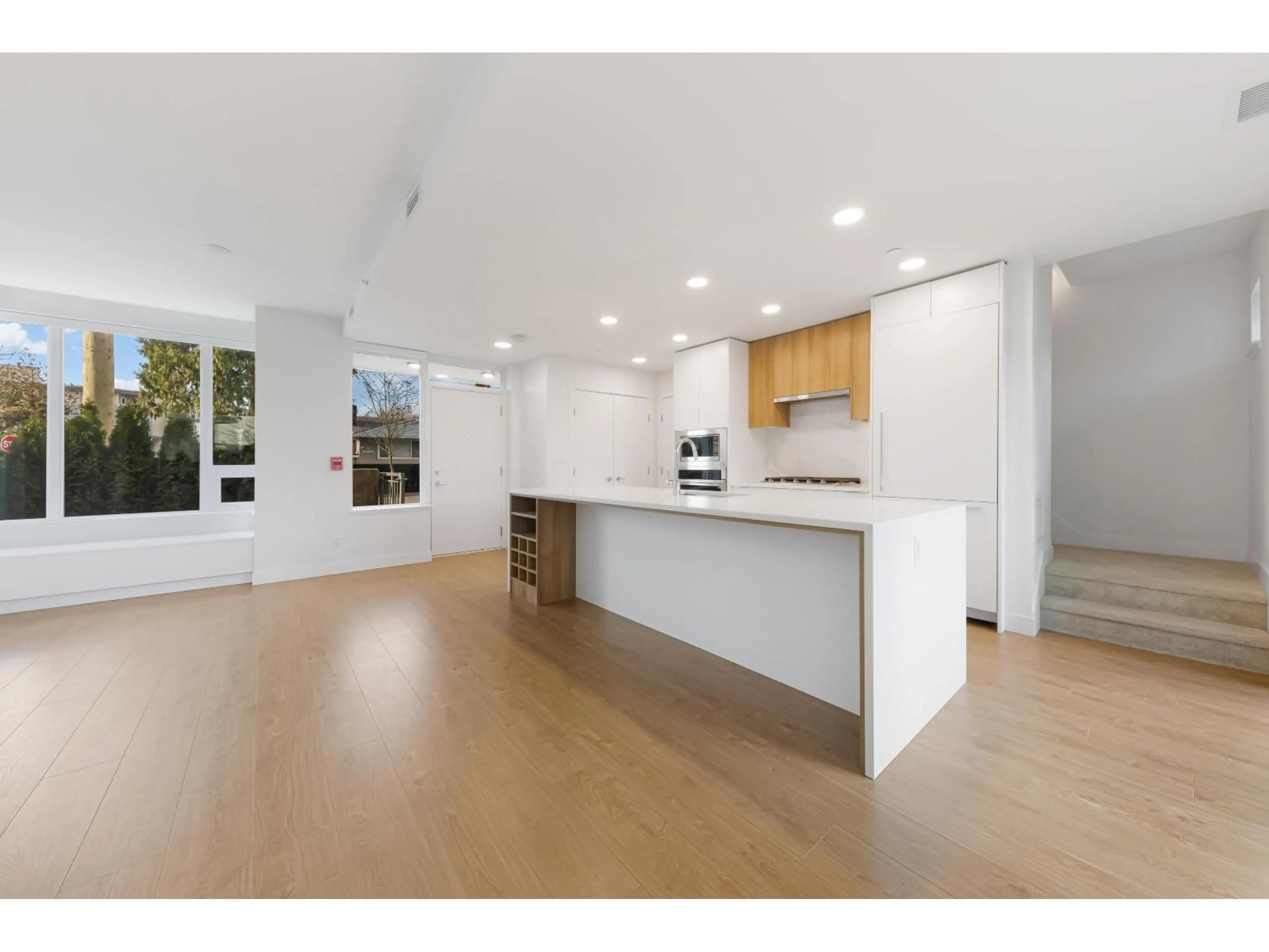 Unknown for 4 - 10160 133 STREET, Surrey British Columbia V3T0S4