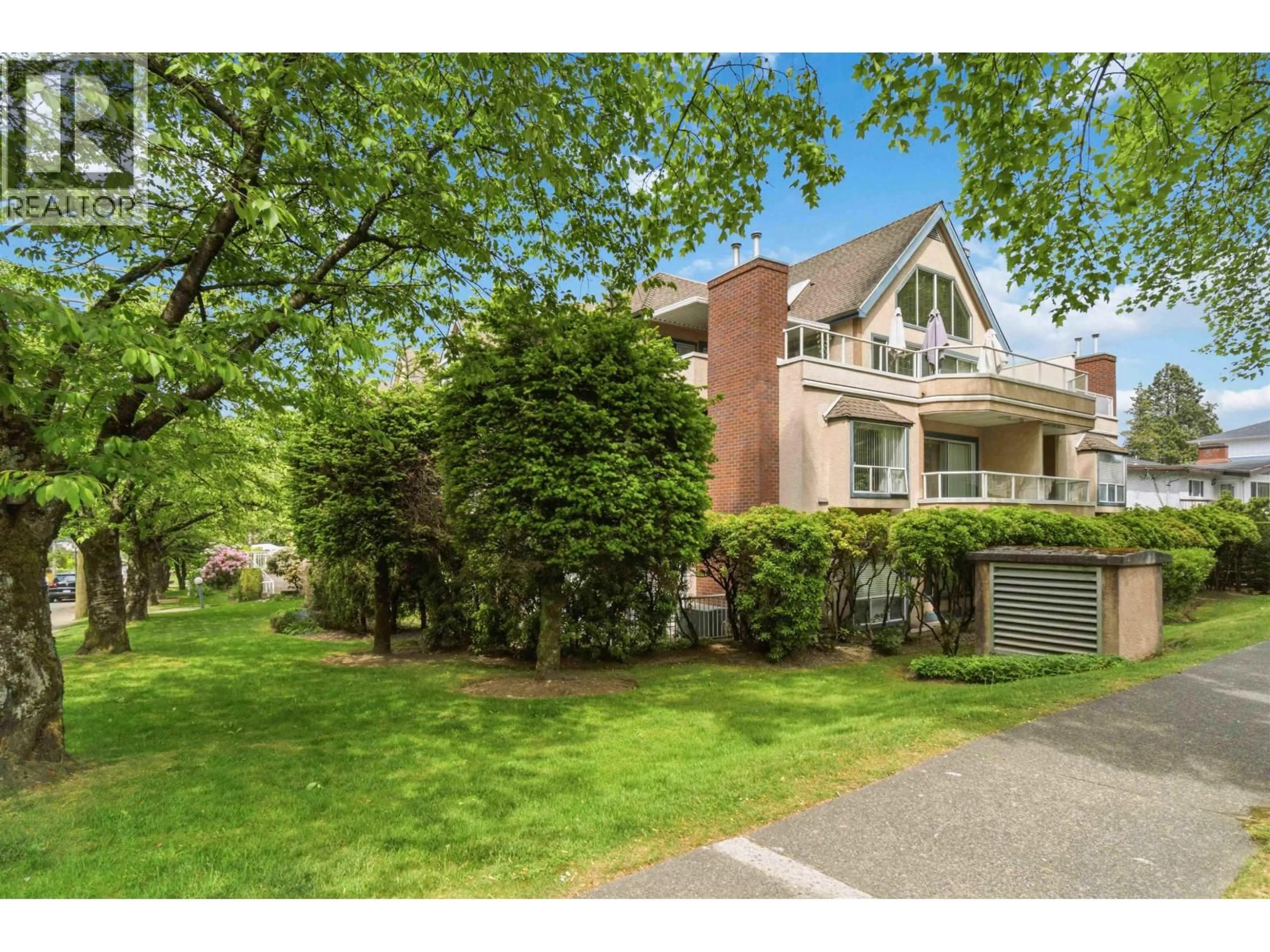Unknown for 106 - 5568 BARKER AVENUE, Burnaby British Columbia V5H2N9