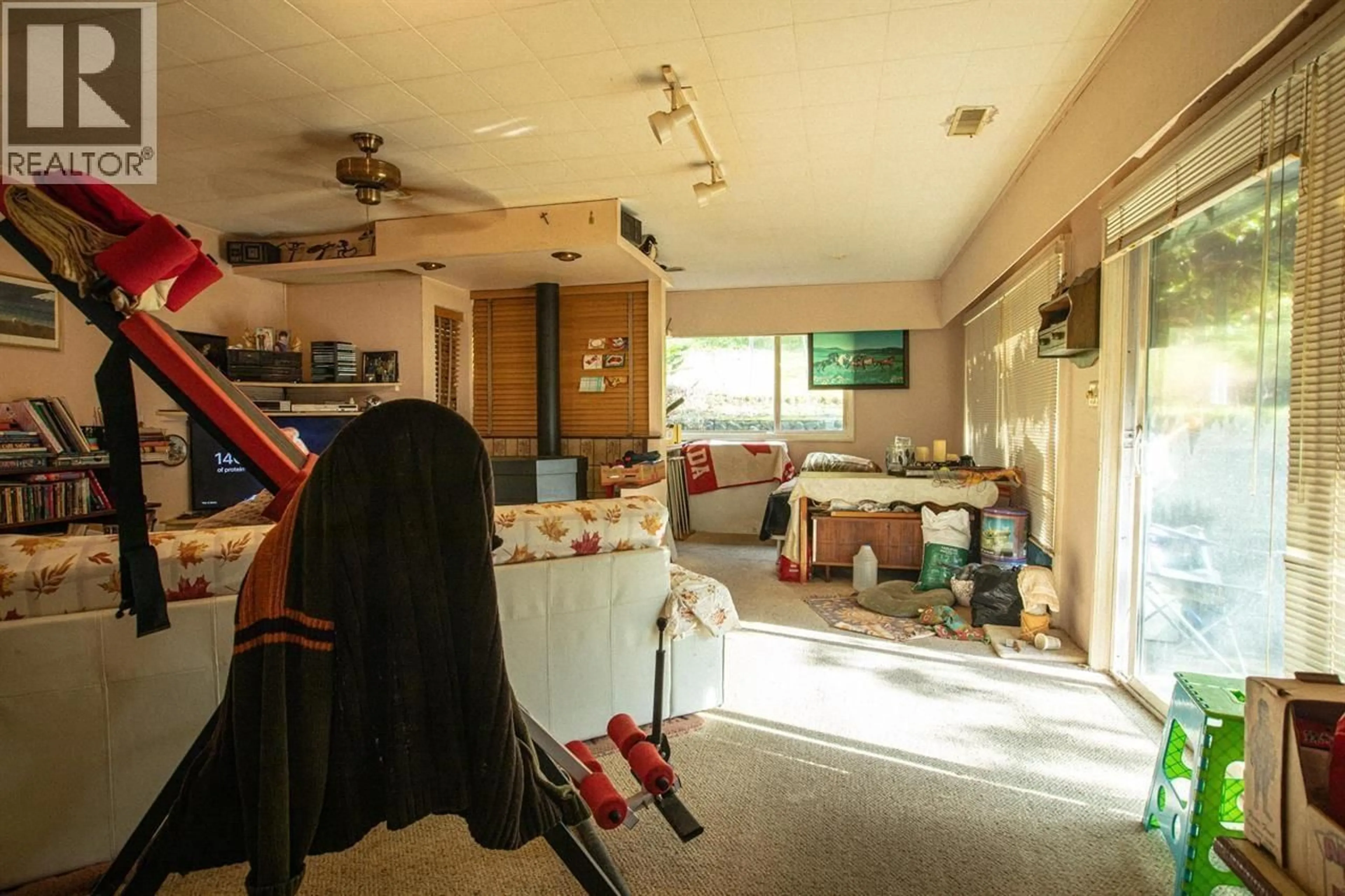 Unknown for 7352 BARNET ROAD, Burnaby British Columbia V5A1E4