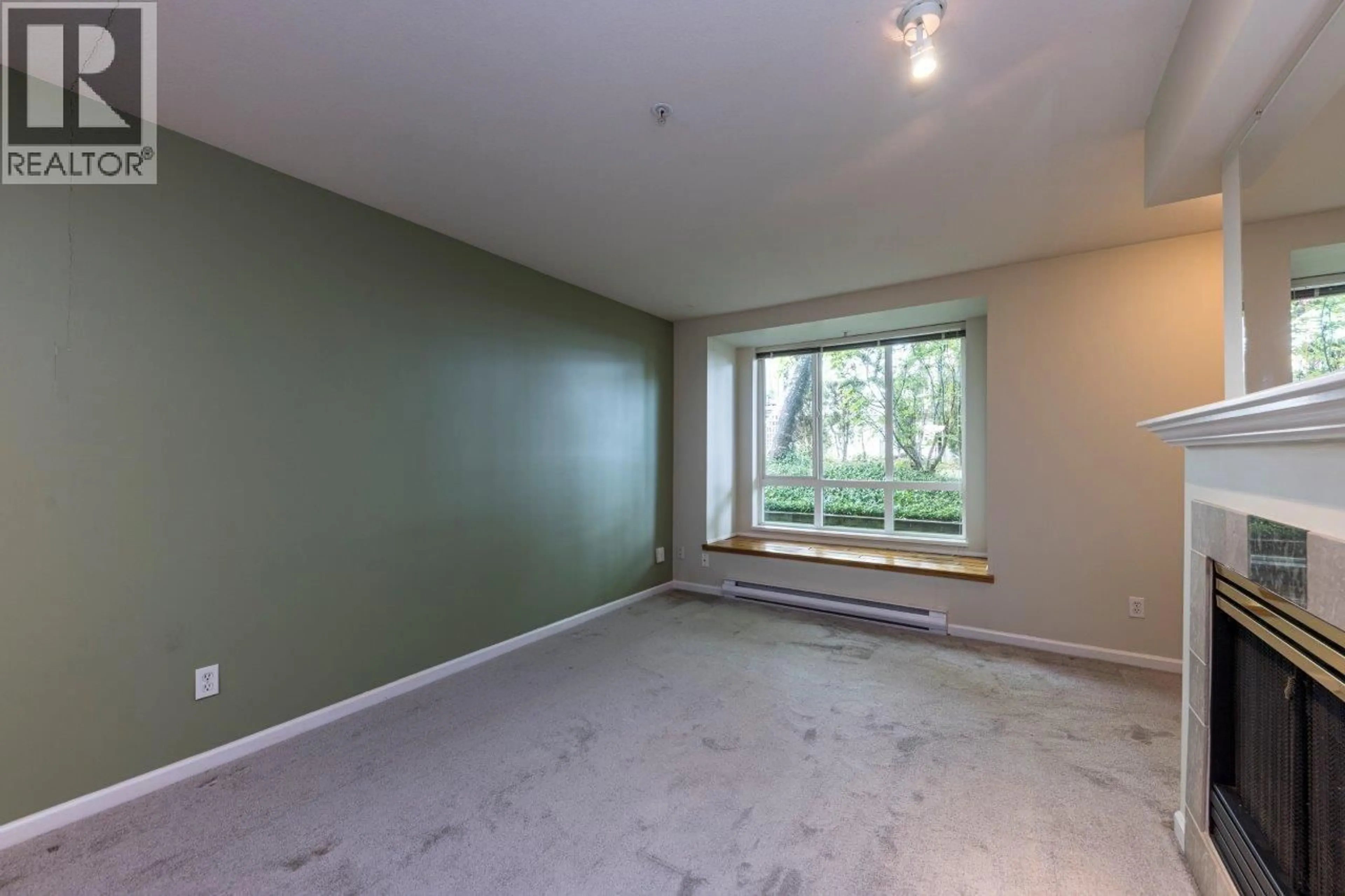 Unknown for 79 - 6588 SOUTHOAKS CRESCENT, Burnaby British Columbia V5E4K1