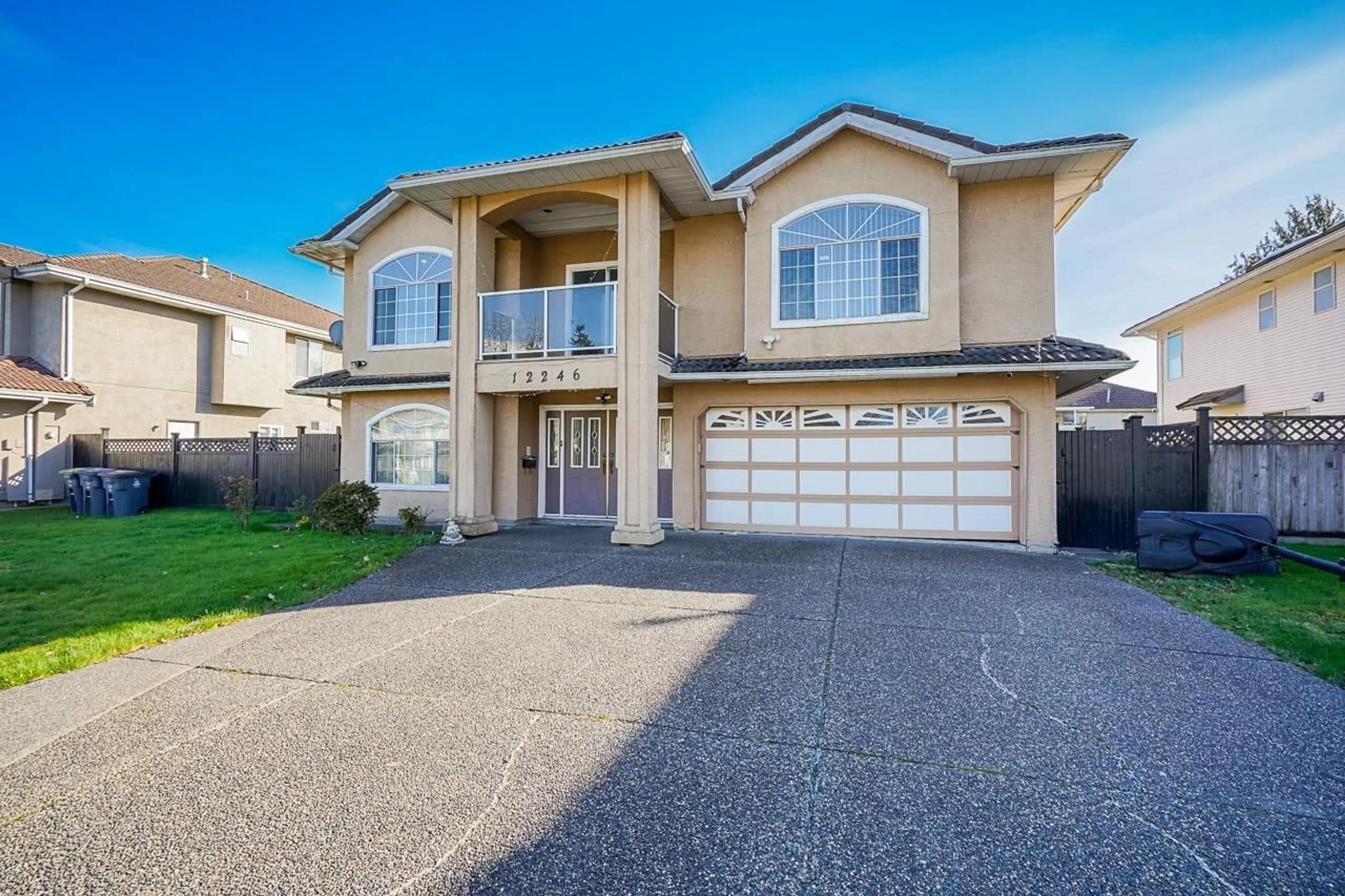 Unknown for 12246 64A AVENUE, Surrey British Columbia V3W3R8