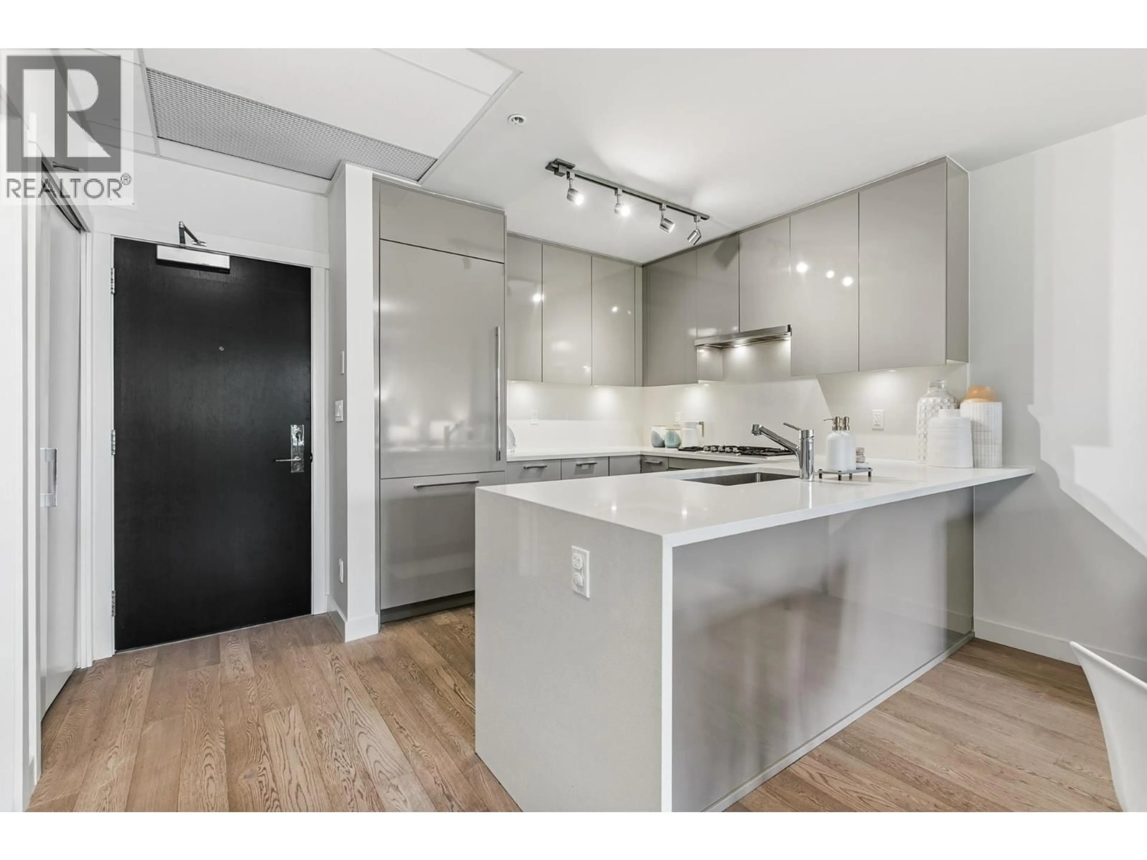 Unknown for 307 - 4488 CAMBIE STREET, Vancouver British Columbia V5Y0M2