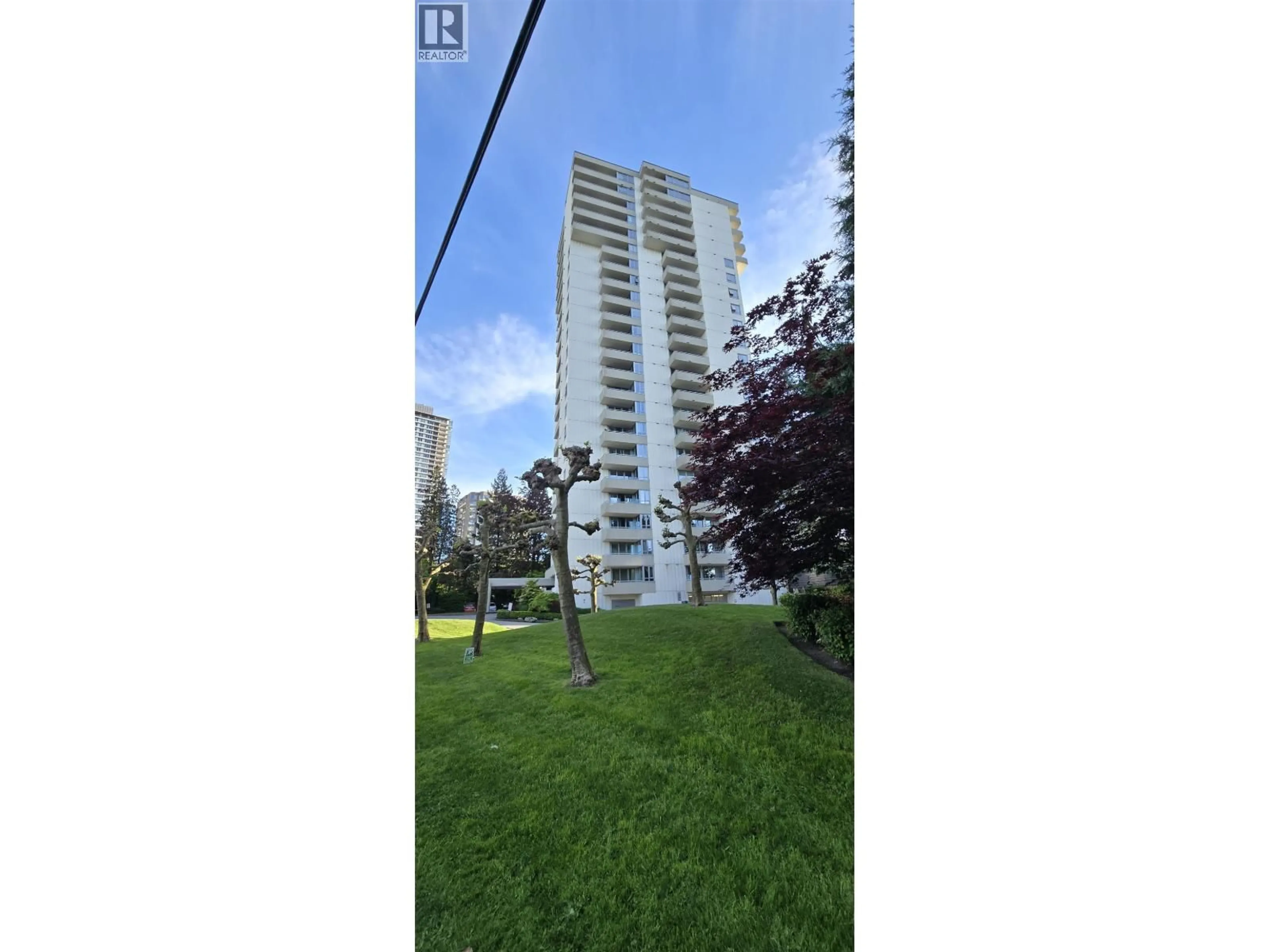Unknown for 307 - 5645 BARKER AVENUE, Burnaby British Columbia V5H3Z5