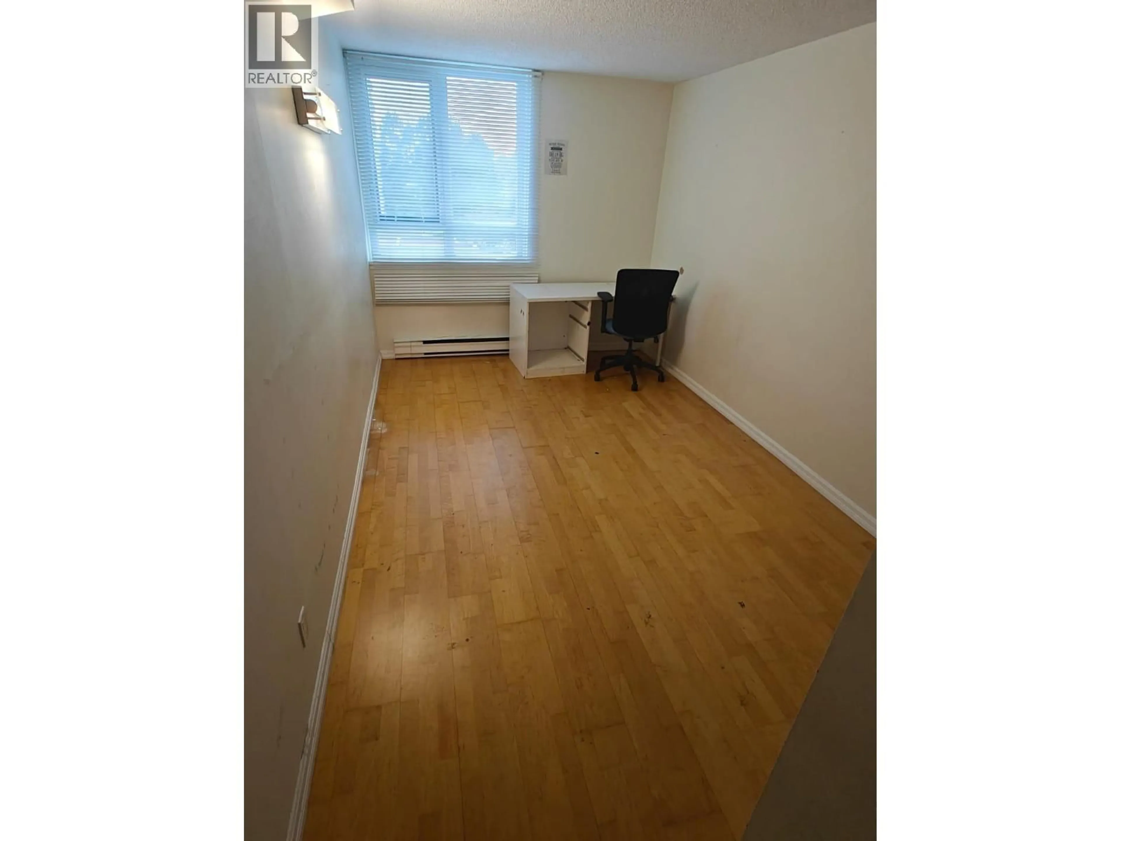 A pic of a room for 307 - 5645 BARKER AVENUE, Burnaby British Columbia V5H3Z5
