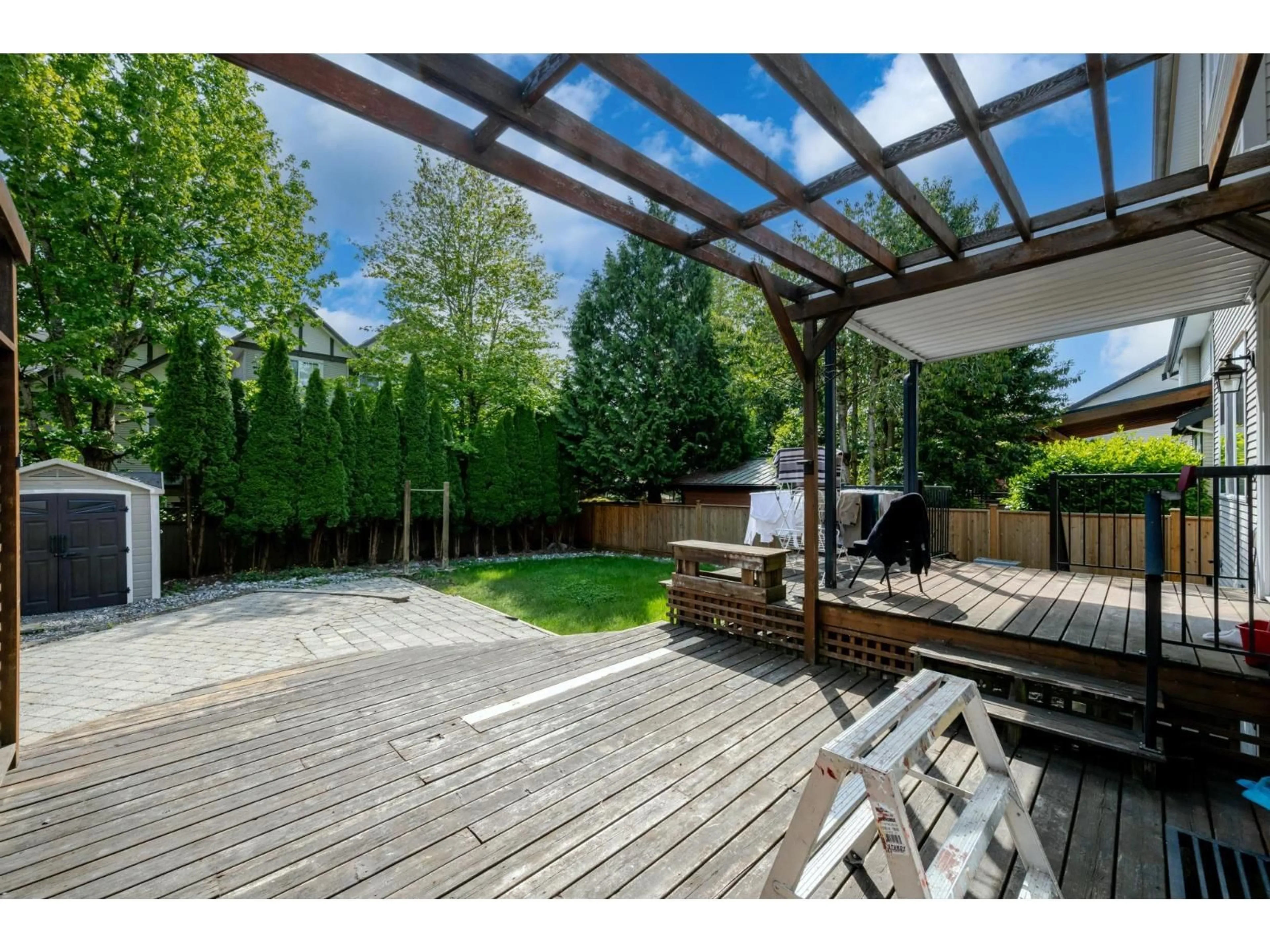 Patio, street for 18162 69 AVENUE, Surrey British Columbia V3S9C7