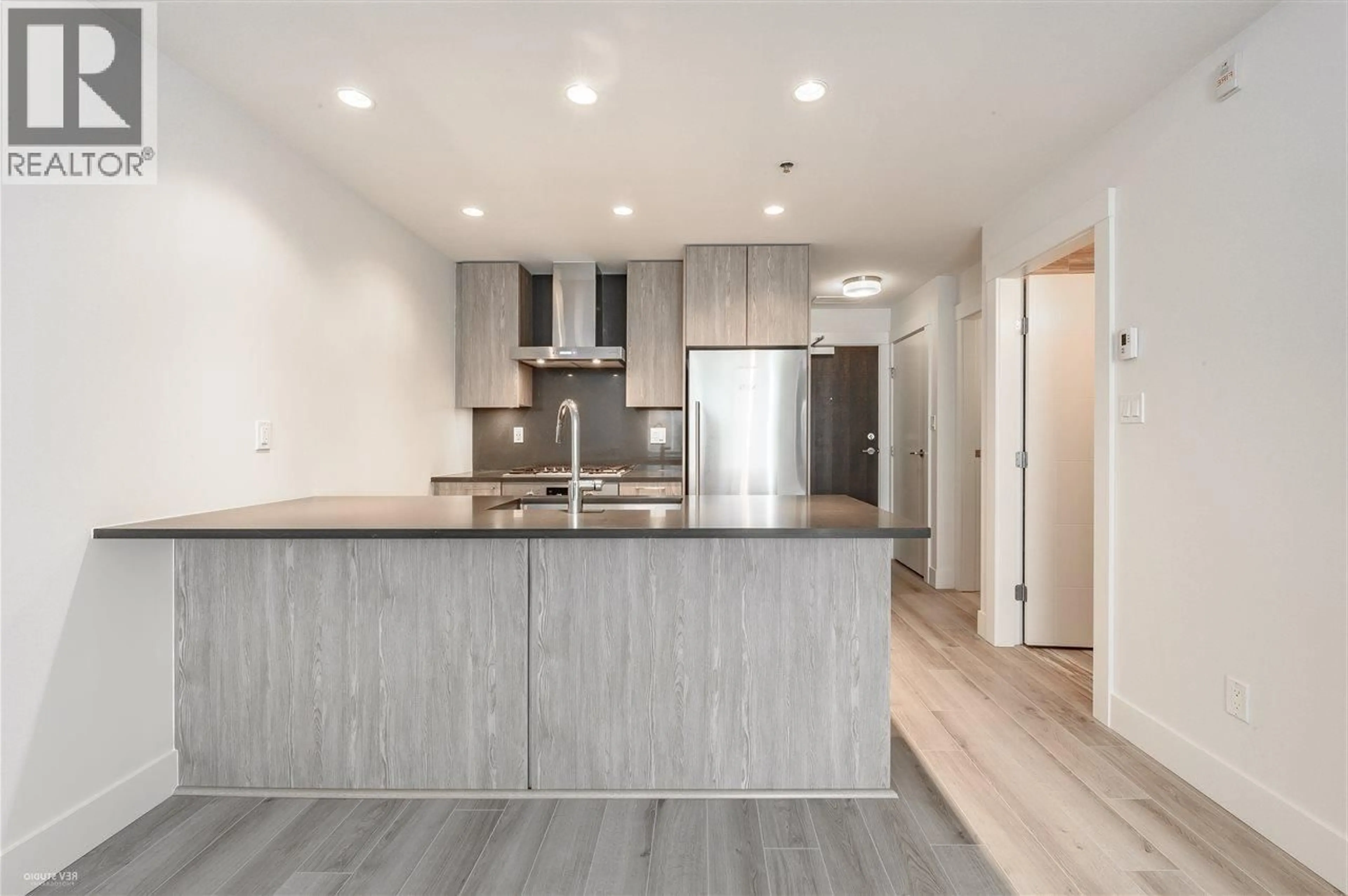Unknown for 206 - 10780 NO. 5 ROAD, Richmond British Columbia V6W0B8