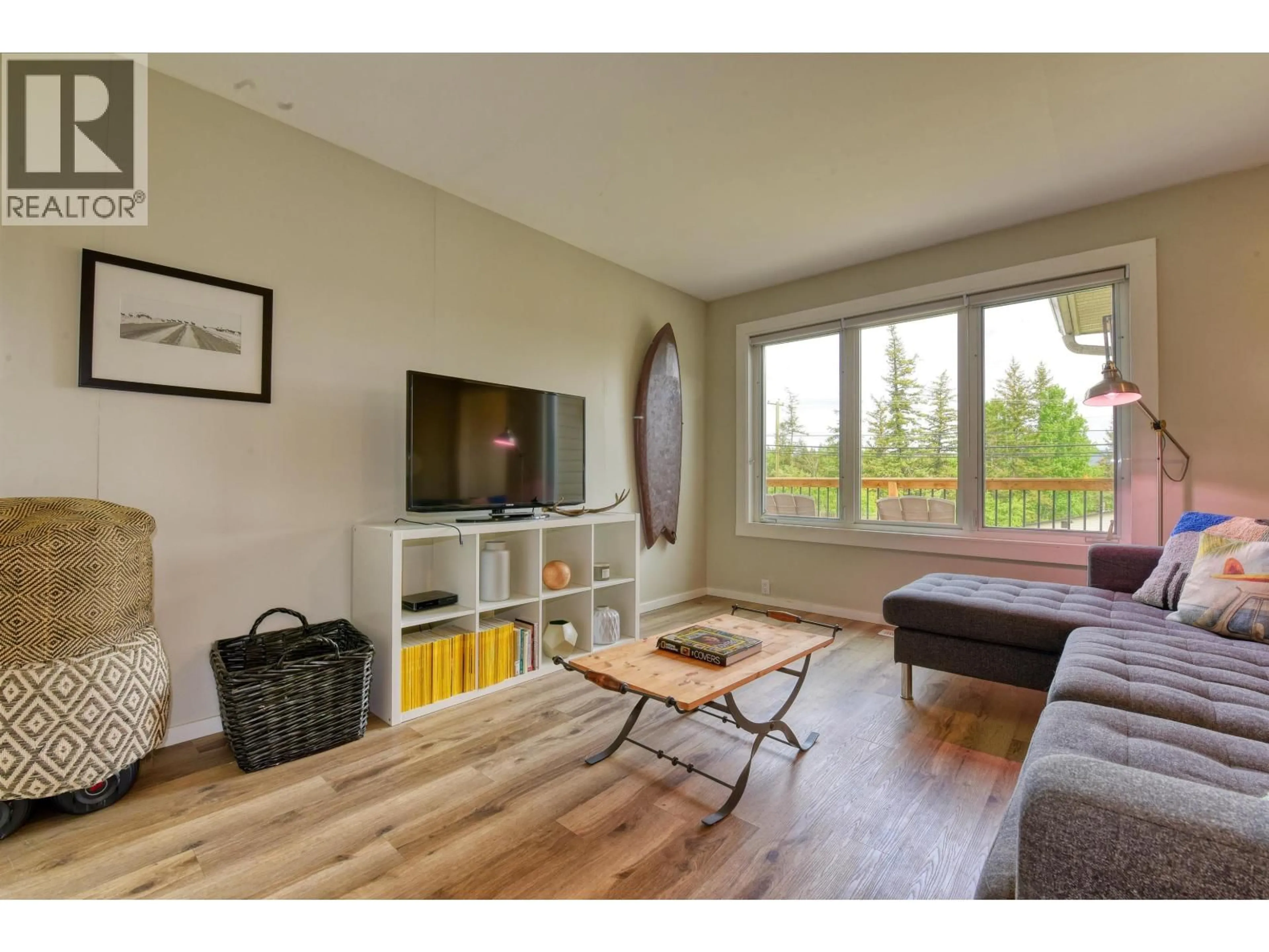 Unknown for 541 HODGSON ROAD, Esler / Dog Creek British Columbia V2G3P8