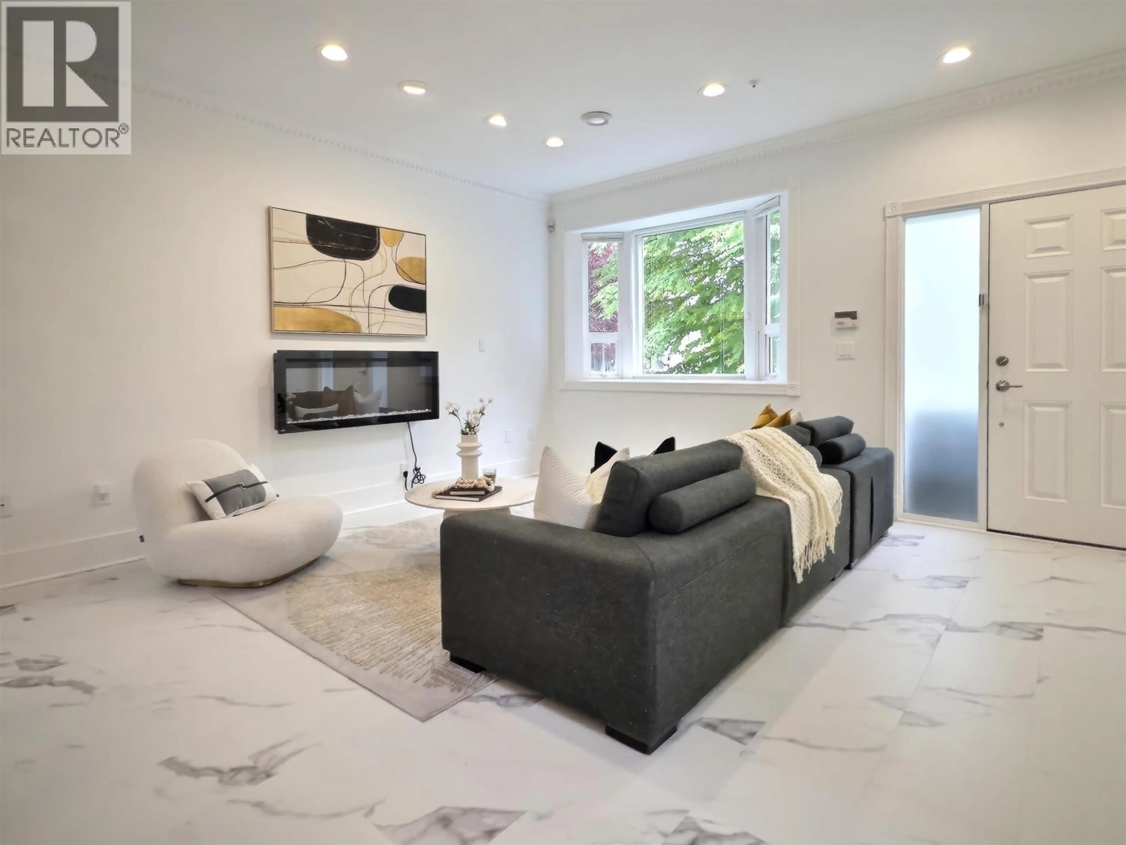 Unknown for 2709 37TH AVENUE, Vancouver British Columbia V6N2T5