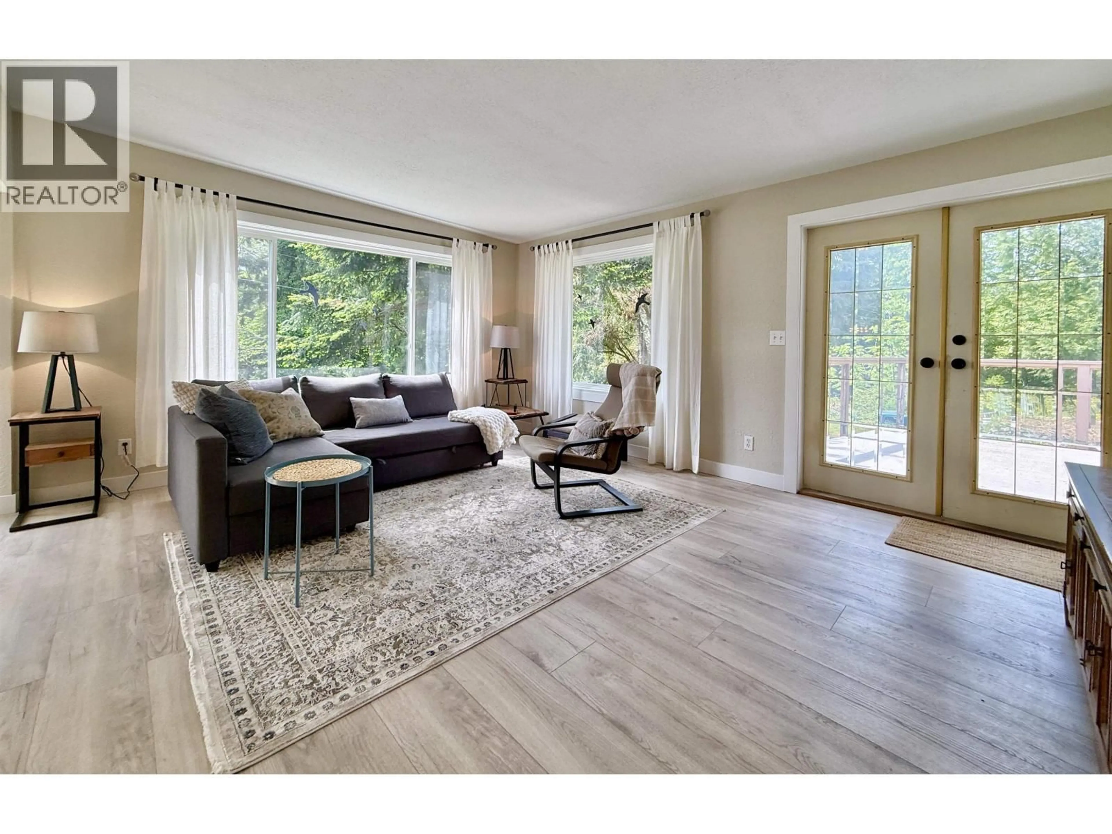 Unknown for 6376 SUNSHINE COAST HIGHWAY, Sechelt British Columbia V7Z0M3