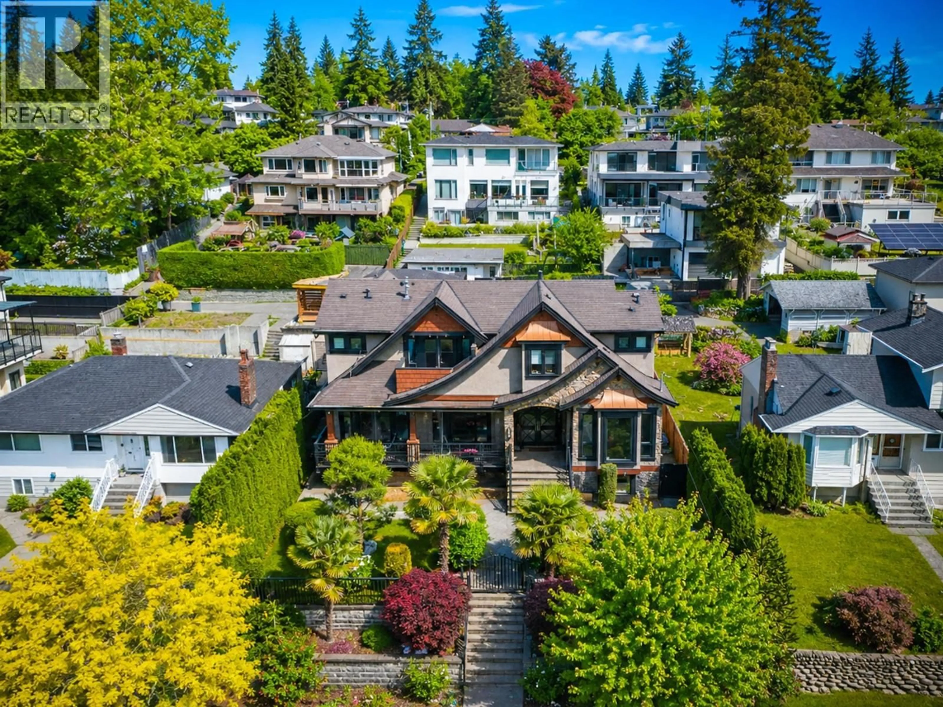 Unknown for 4263 WINNIFRED STREET, Burnaby British Columbia V5J2S5