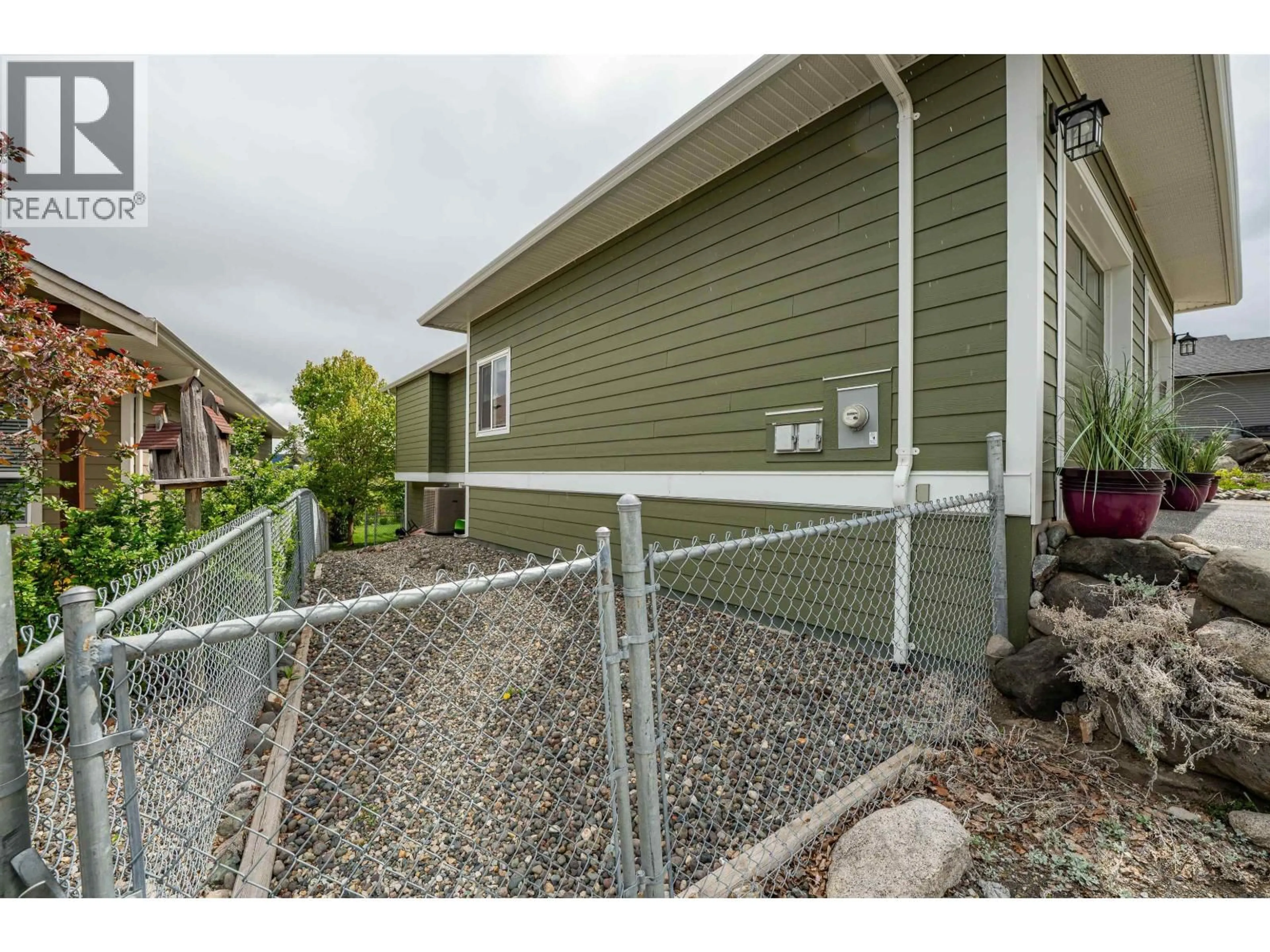 Home with vinyl exterior material, street for 134 EAGLE CRESCENT, Williams Lake British Columbia V2G5K4