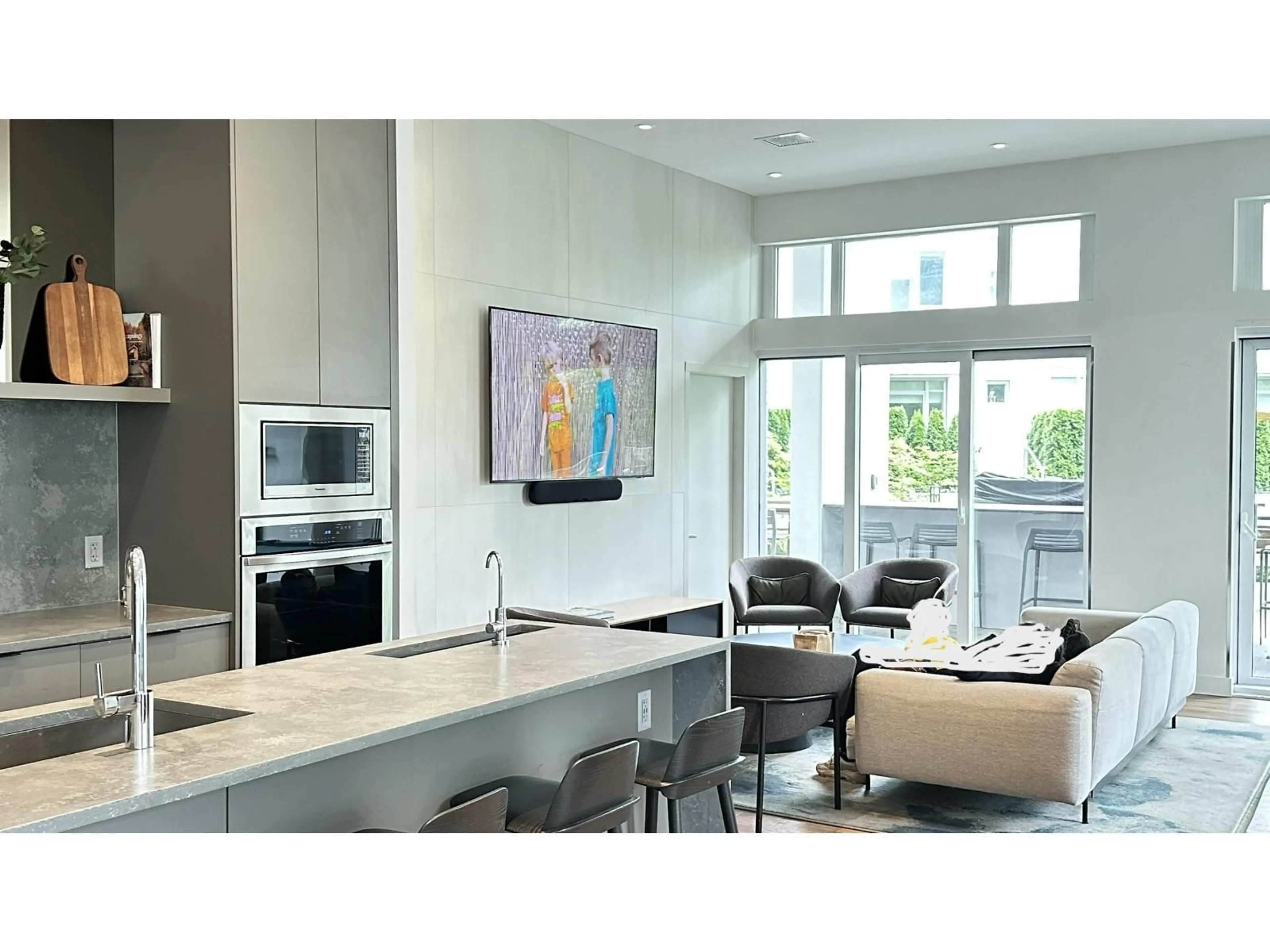 Unknown for 605 - 13359 OLD YALE ROAD, Surrey British Columbia V3T0S4