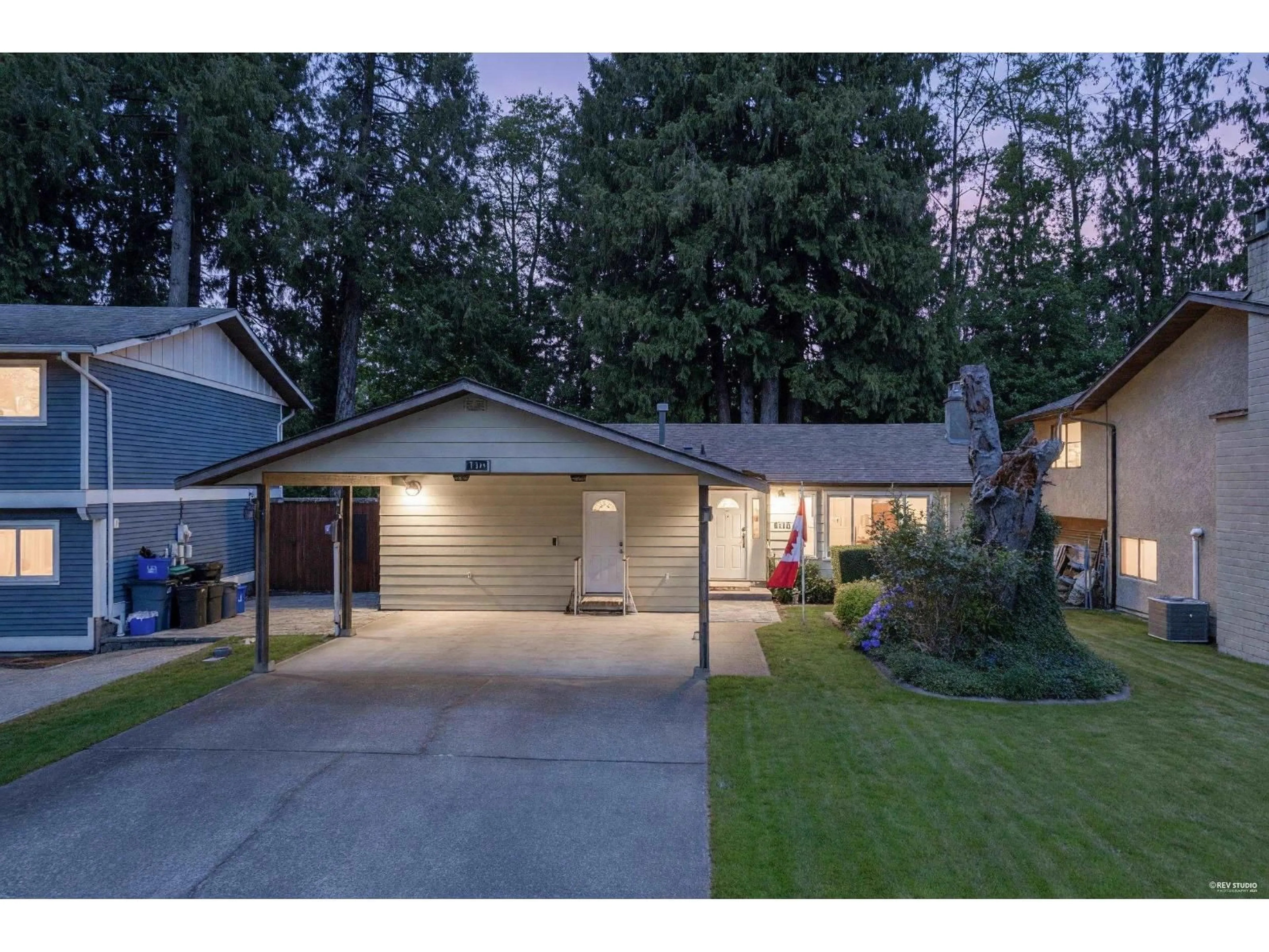 Home with vinyl exterior material, street for 5015 204 STREET, Langley British Columbia V3A7J9