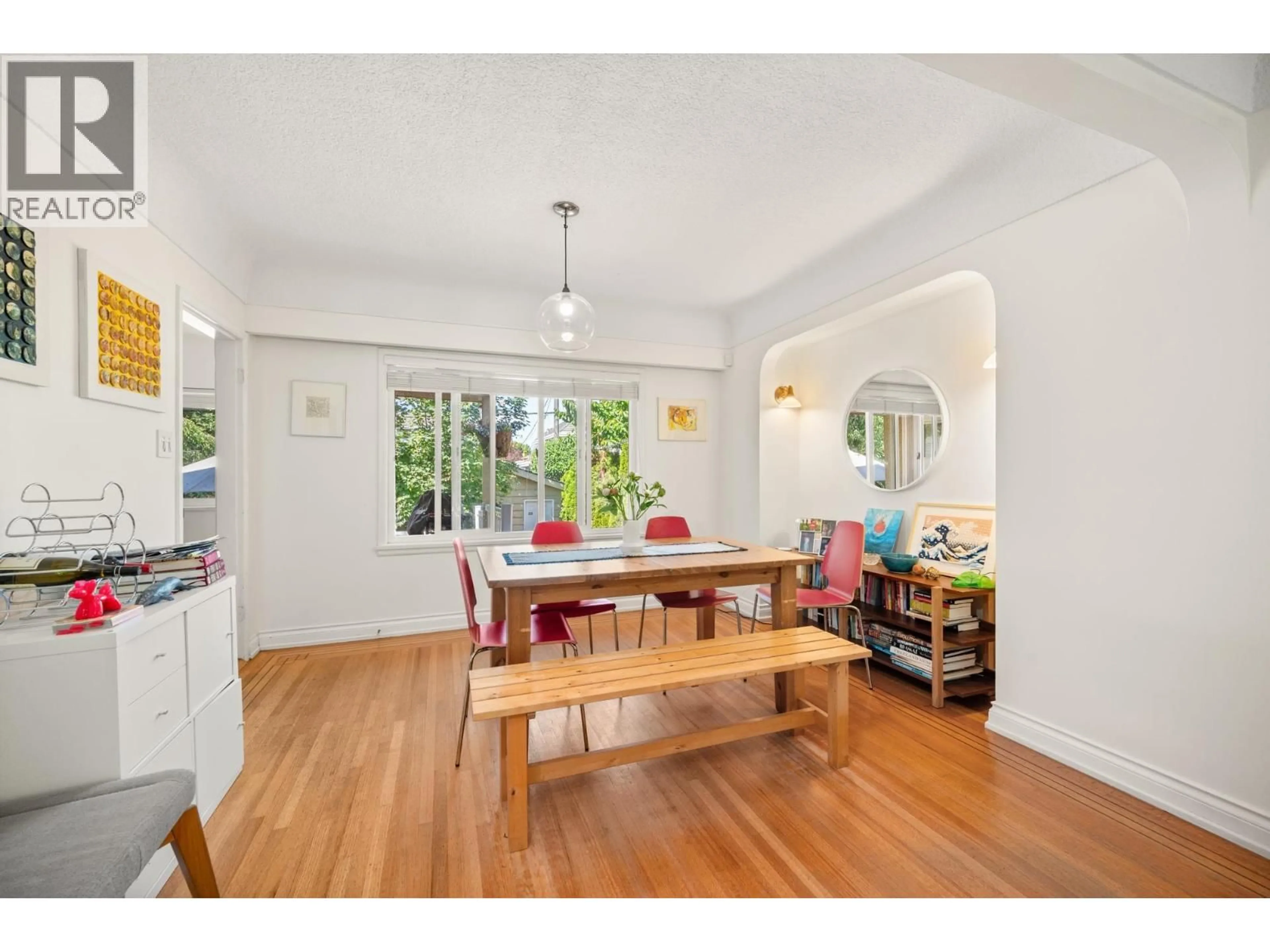 Dining room, wood/laminate floor for 2323 23RD AVENUE, Vancouver British Columbia V6L1N5