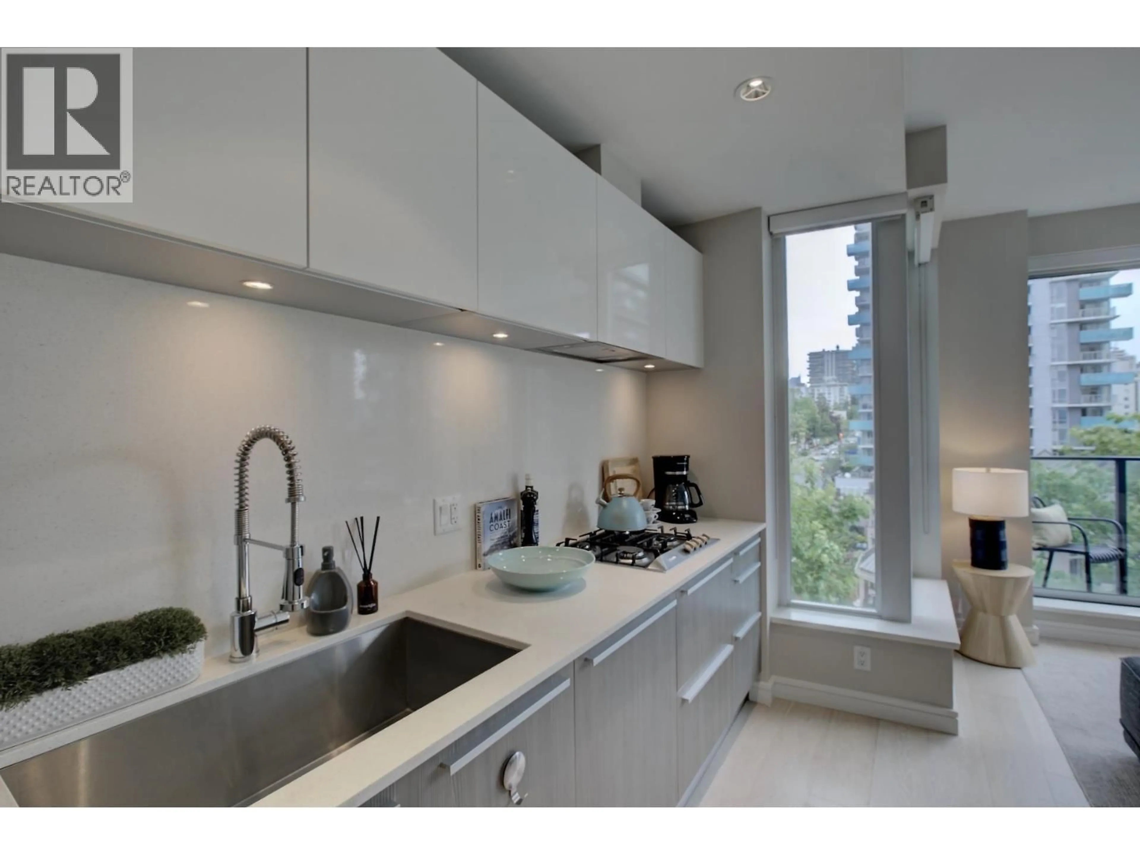 Unknown for 703 - 1221 BIDWELL STREET, Vancouver British Columbia V6G0B1