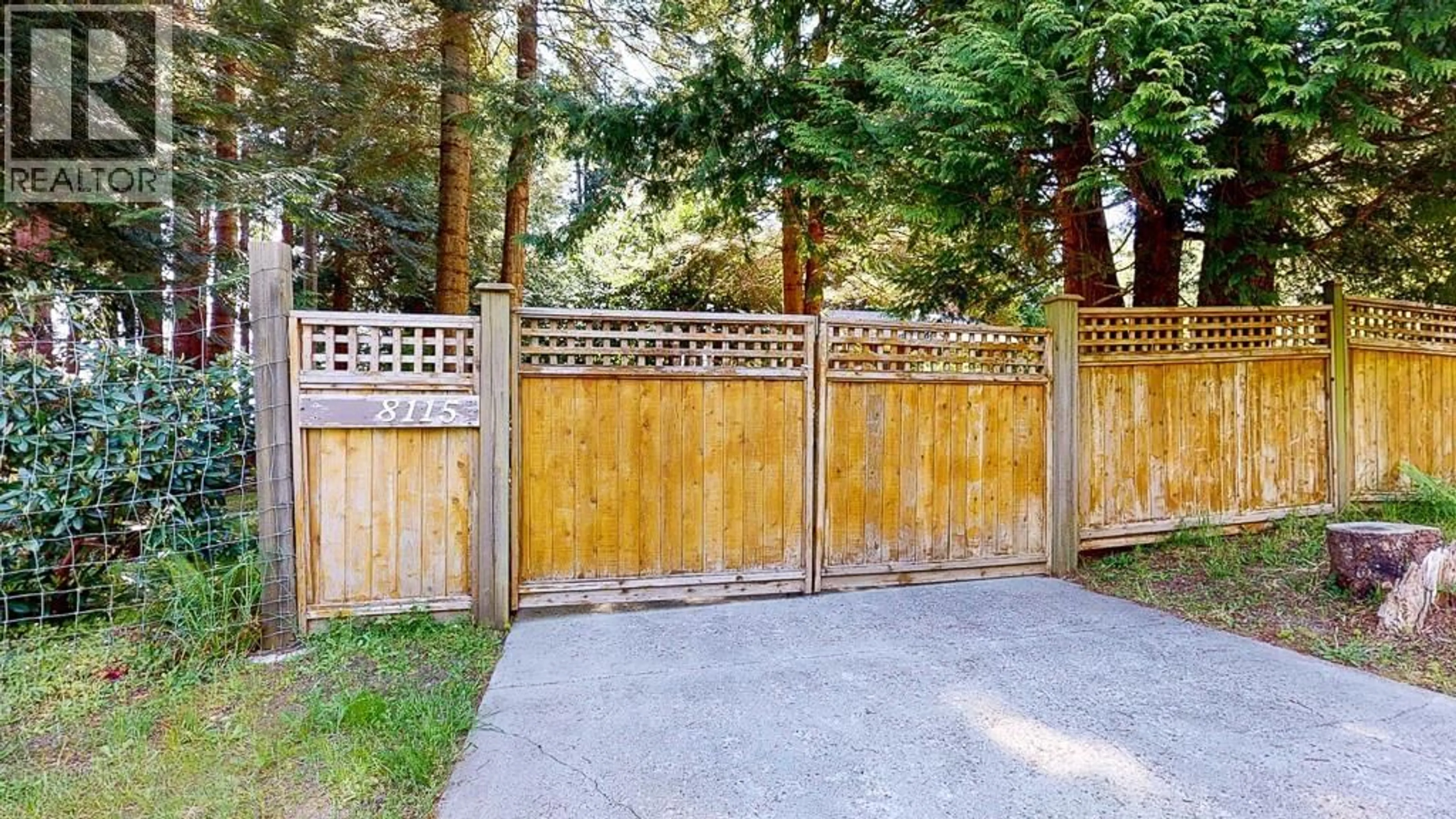Unknown for 8115 REDROOFFS ROAD, Halfmoon Bay British Columbia V7Z1C7