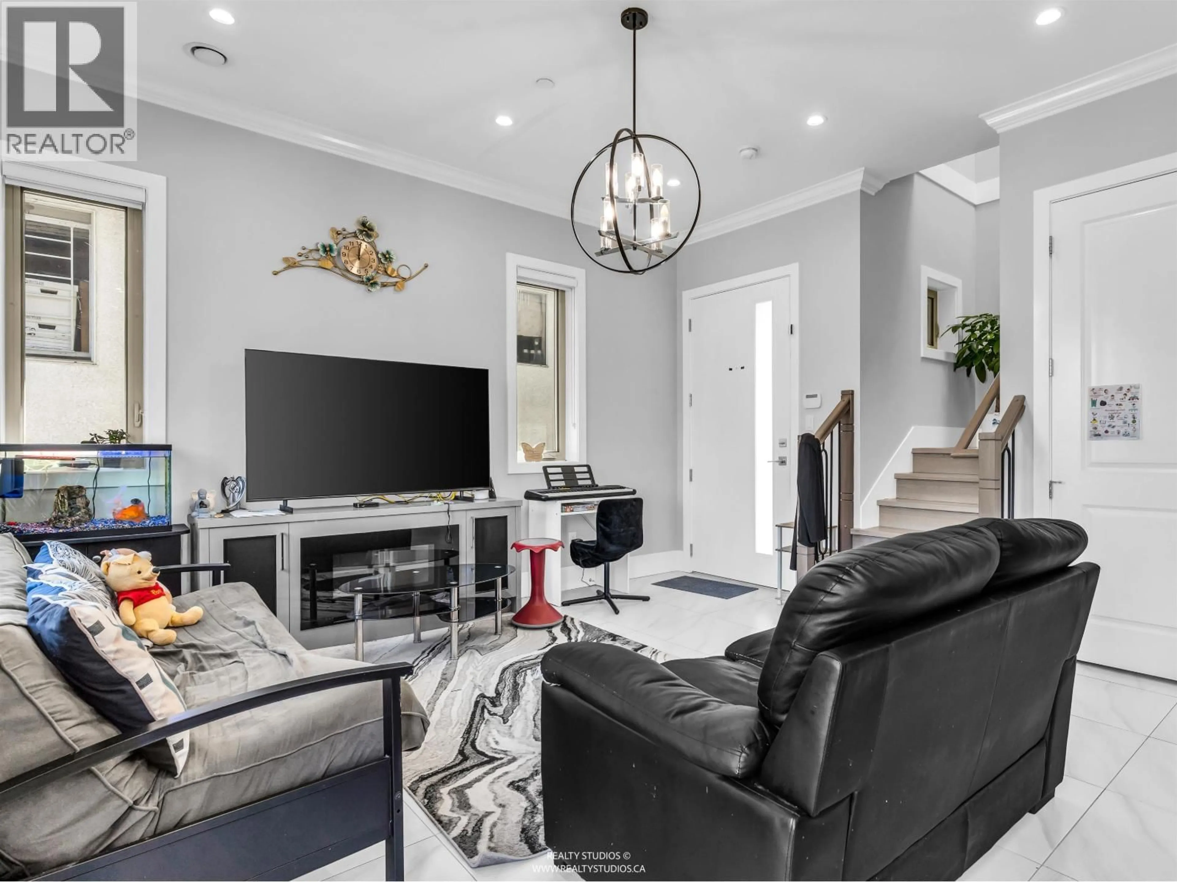 Unknown for 2889 MCGILL STREET, Vancouver British Columbia V5K1H7