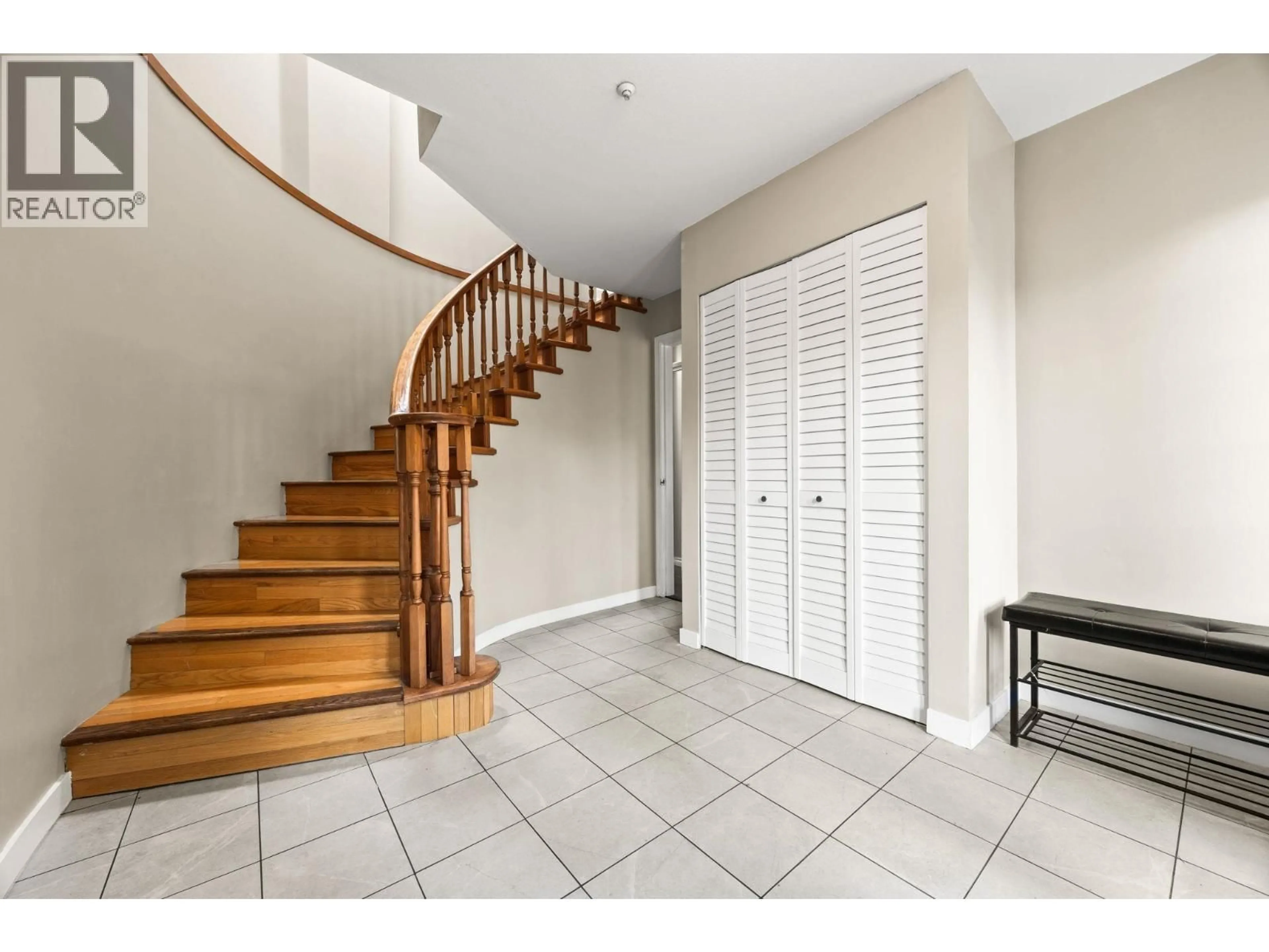 Unknown for 611 22ND AVENUE, Vancouver British Columbia V5V1V3