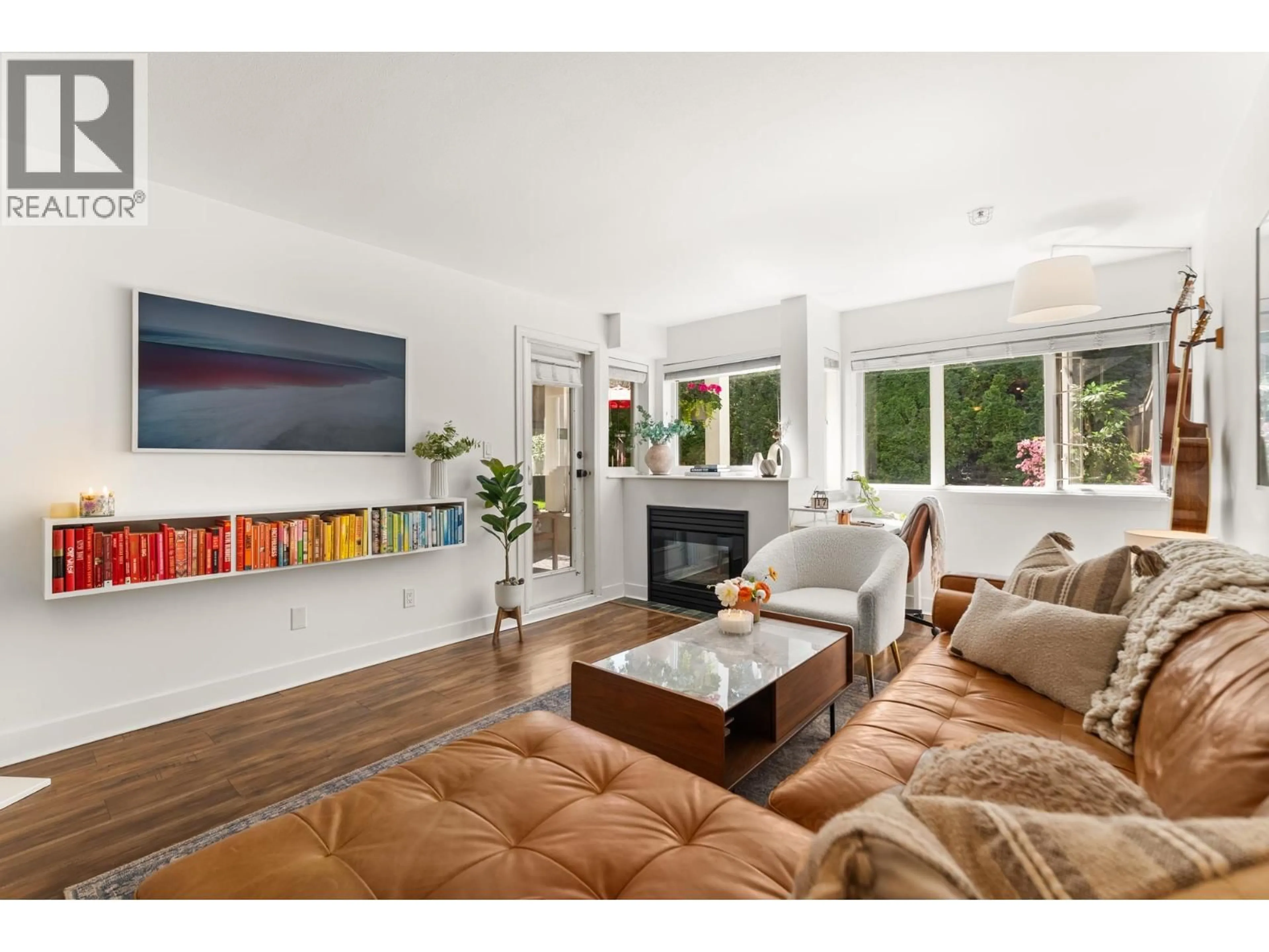 Unknown for 104 - 1623 2ND AVENUE, Vancouver British Columbia V5N1E1
