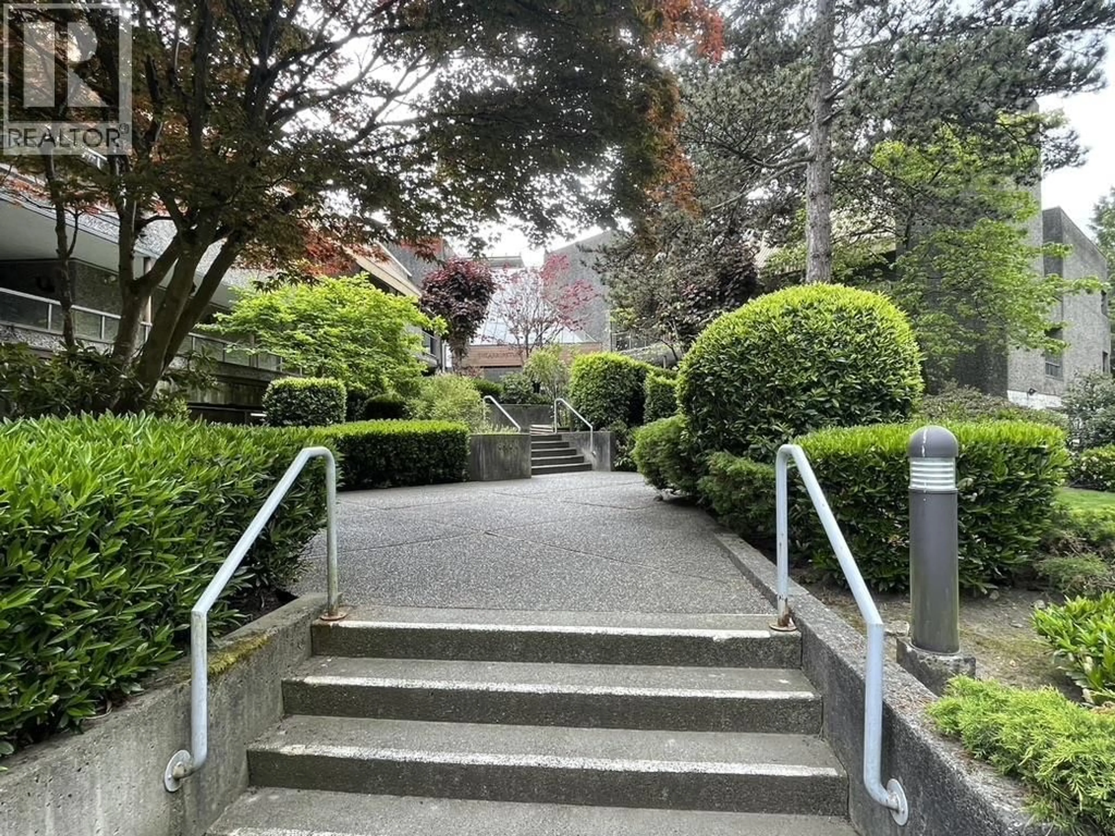 Unknown for 220 - 8460 ACKROYD ROAD, Richmond British Columbia V6X3E9