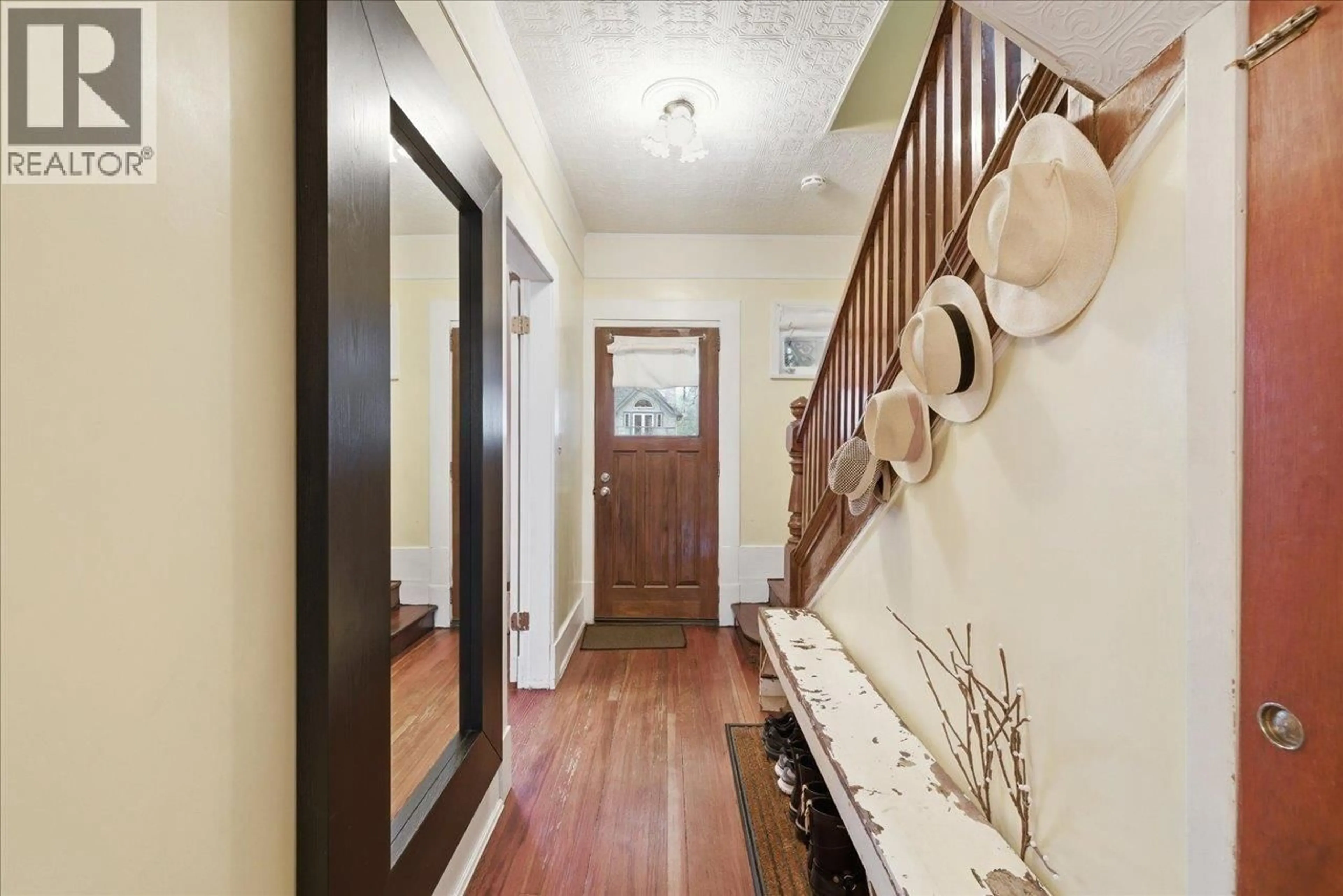 Unknown for 2232 14TH AVENUE, Vancouver British Columbia V6K2W1